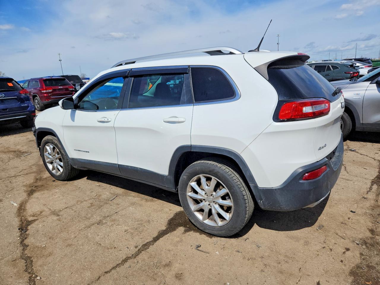 2015 Jeep Cherokee Limited White vin: 1C4PJMDS3FW512467