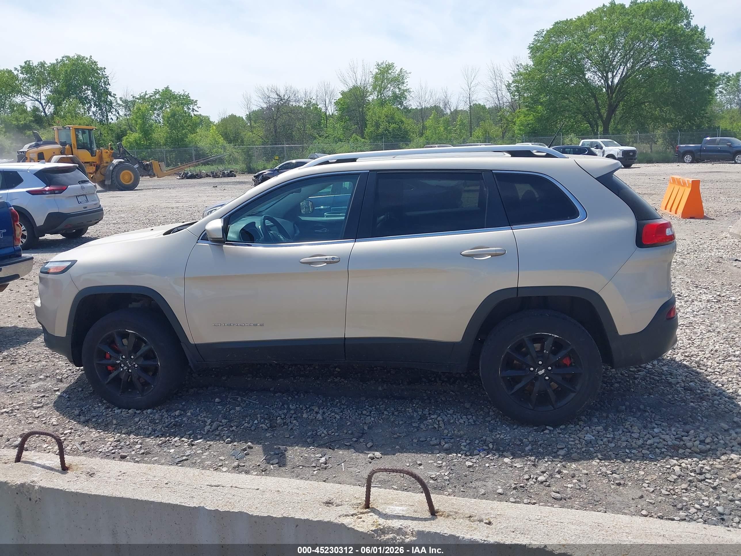 2015 Jeep Cherokee Limited Gold vin: 1C4PJMDS3FW558297