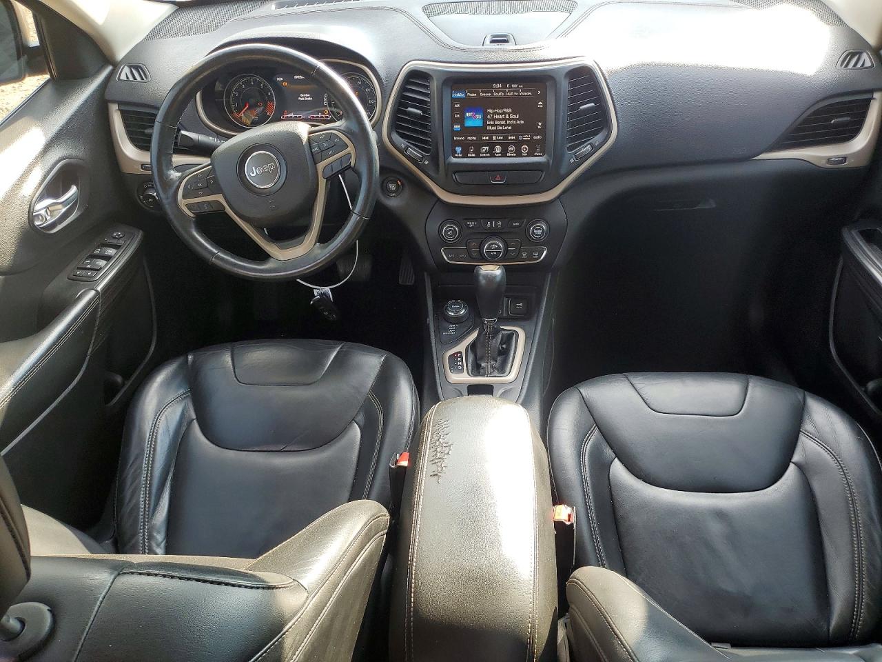 2015 Jeep Cherokee Limited Silver vin: 1C4PJMDS3FW575844