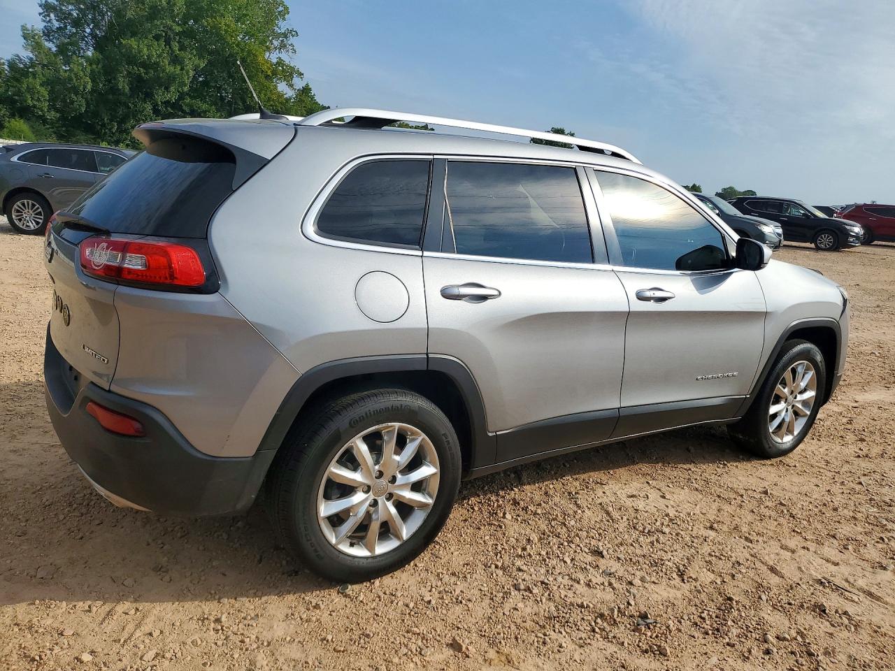 2015 Jeep Cherokee Limited Silver vin: 1C4PJMDS3FW575844