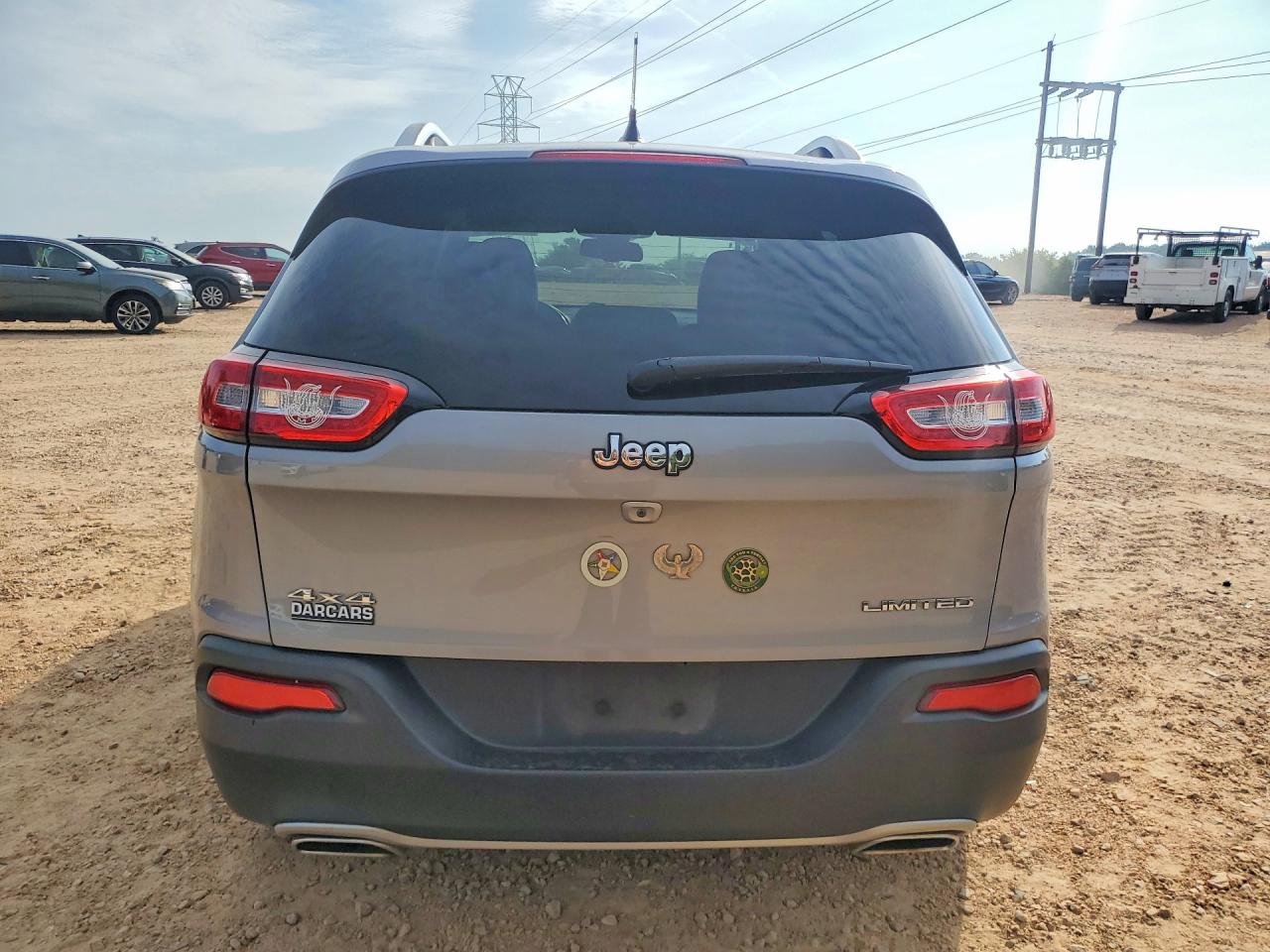 2015 Jeep Cherokee Limited Silver vin: 1C4PJMDS3FW575844