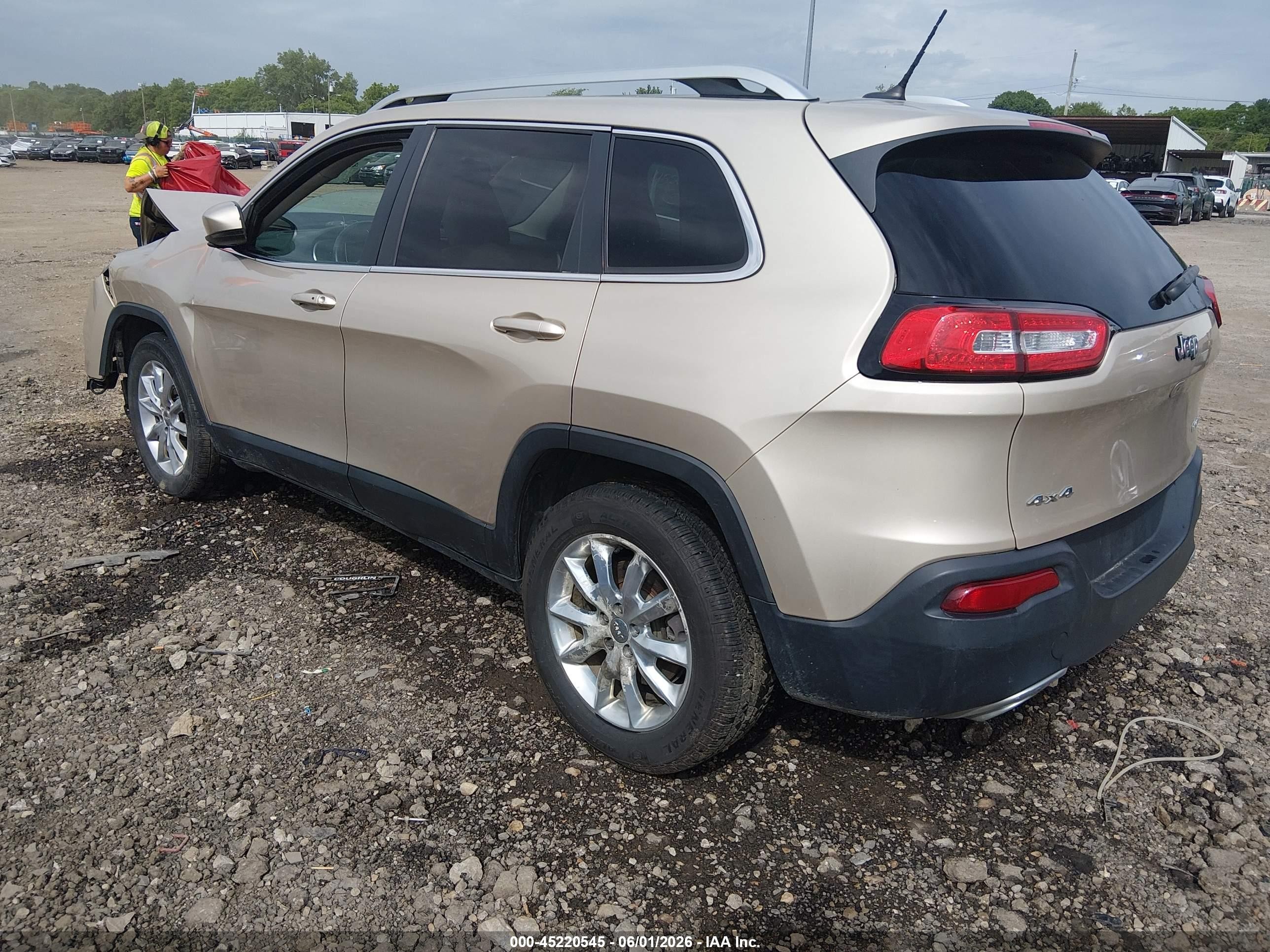 2015 Jeep Cherokee Limited Gold vin: 1C4PJMDS3FW646878