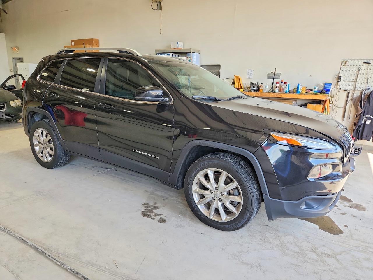 2015 Jeep Cherokee Limited Black vin: 1C4PJMDS3FW676222