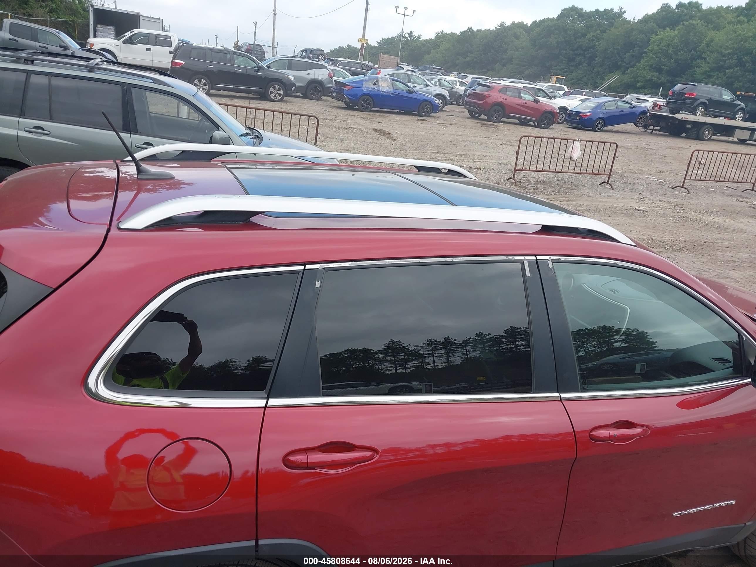 2015 Jeep Cherokee Limited Red vin: 1C4PJMDS3FW735396