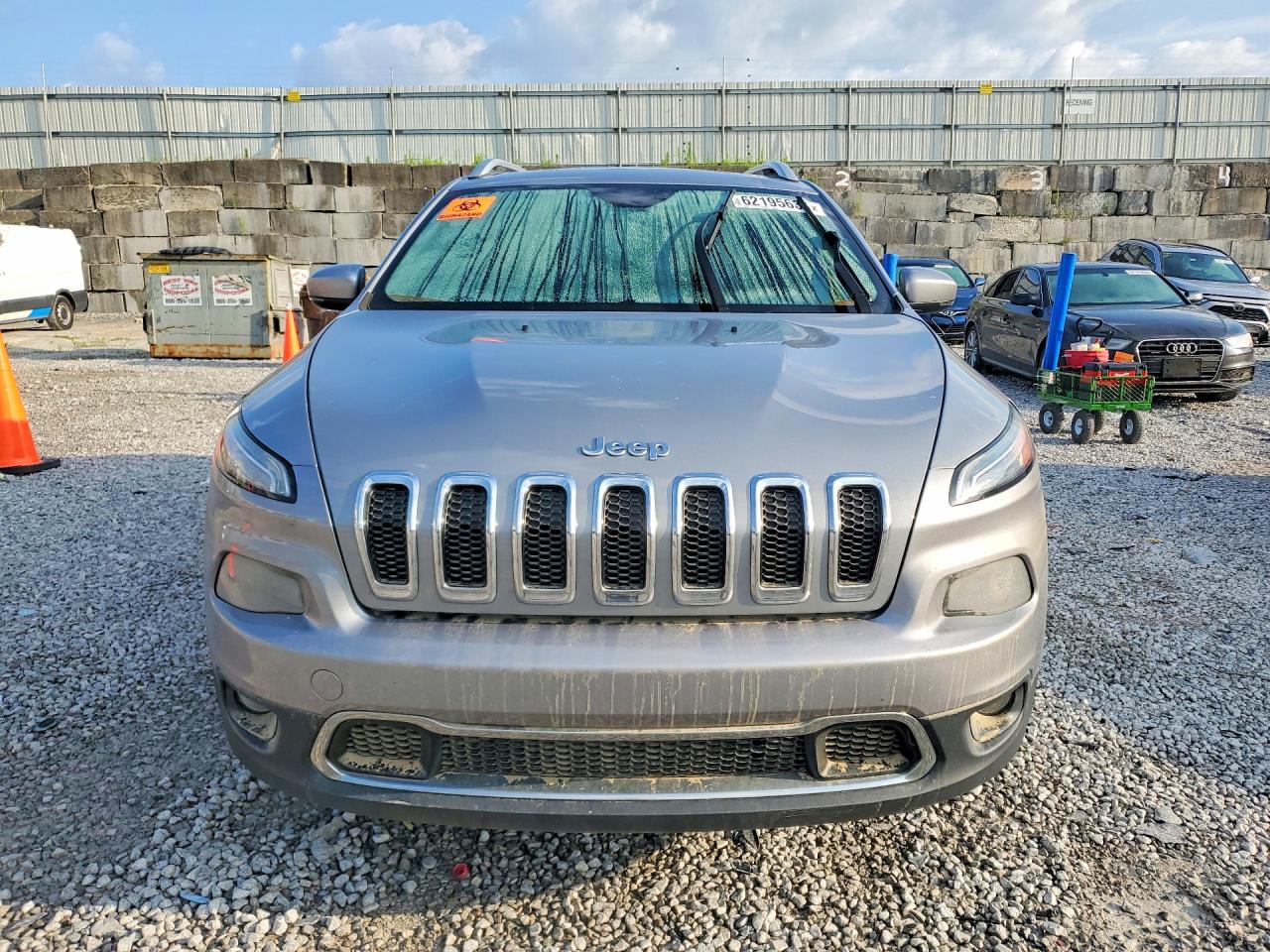 2014 Jeep Cherokee Limited Silver vin: 1C4PJMDS4EW281173