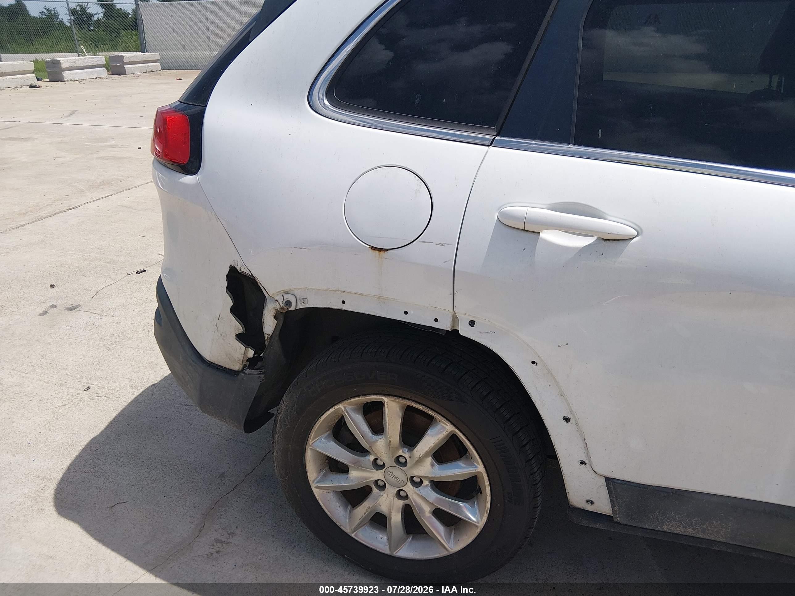 2014 Jeep Cherokee Limited White vin: 1C4PJMDS4EW291315