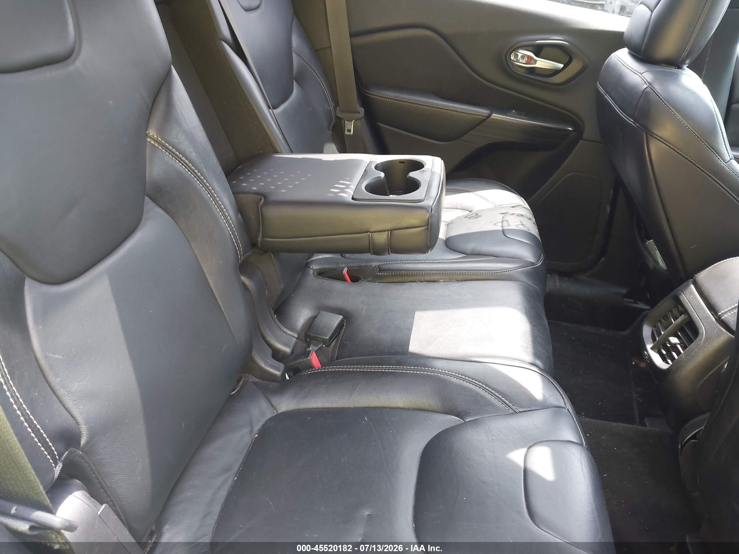 2015 Jeep Cherokee Limited White vin: 1C4PJMDS4FW510534
