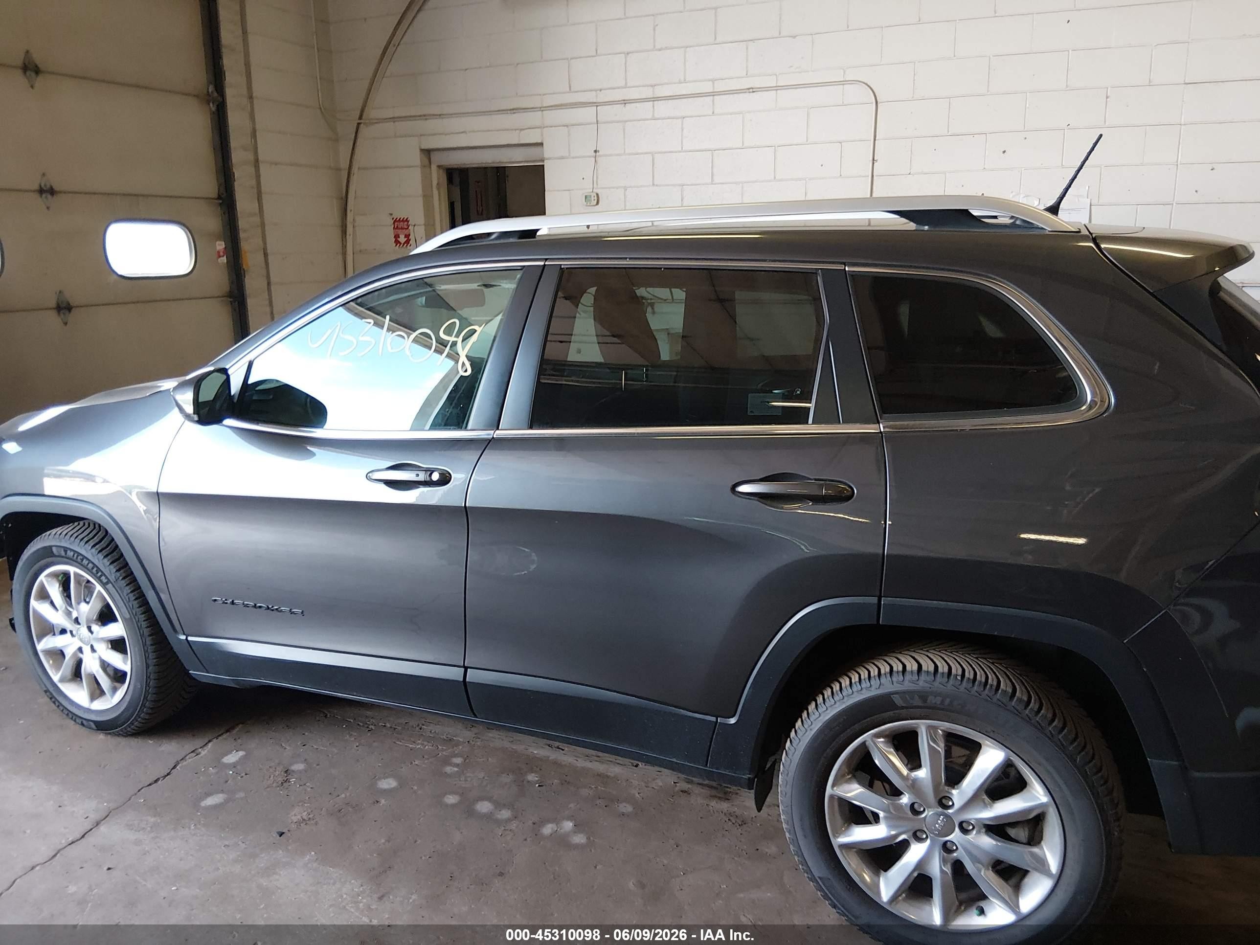 2015 Jeep Cherokee Limited Black vin: 1C4PJMDS4FW646114