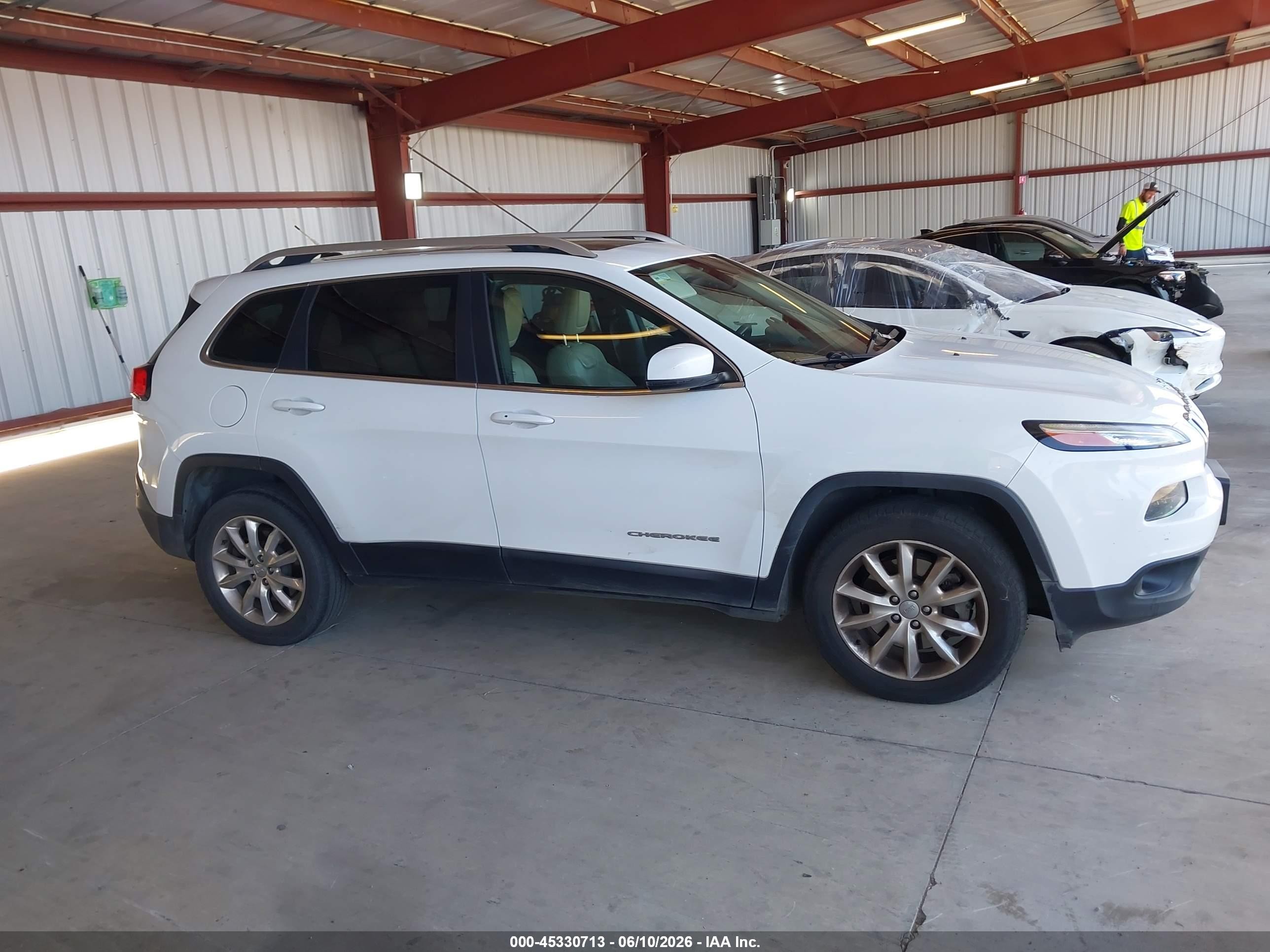 2015 Jeep Cherokee Limited White vin: 1C4PJMDS4FW647053