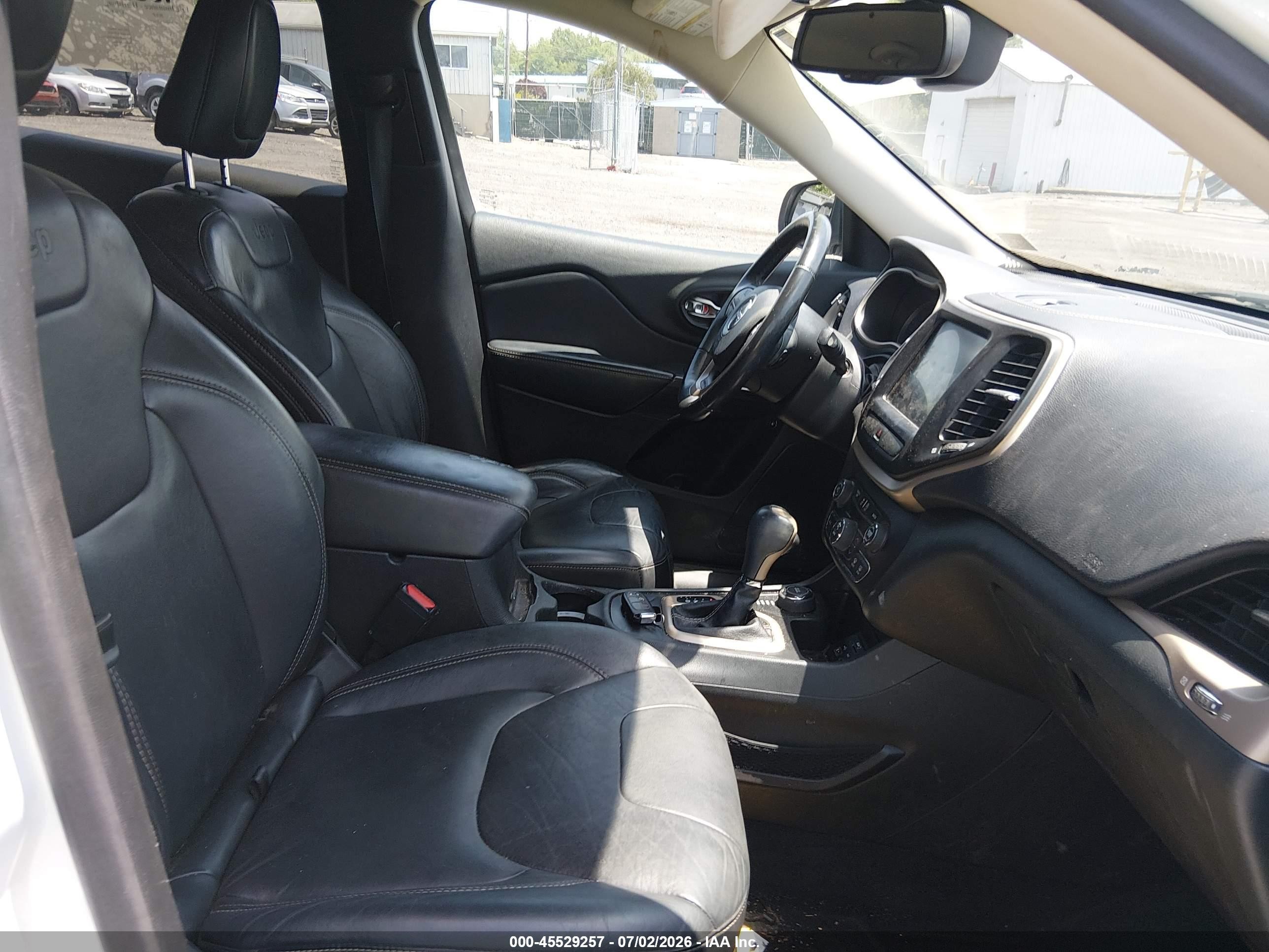 2015 Jeep Cherokee Limited White vin: 1C4PJMDS4FW675242
