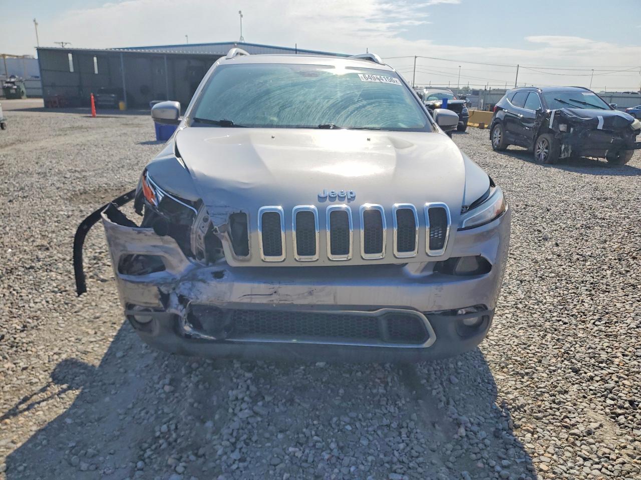 2015 Jeep Cherokee Limited Серебряный vin: 1C4PJMDS4FW697922