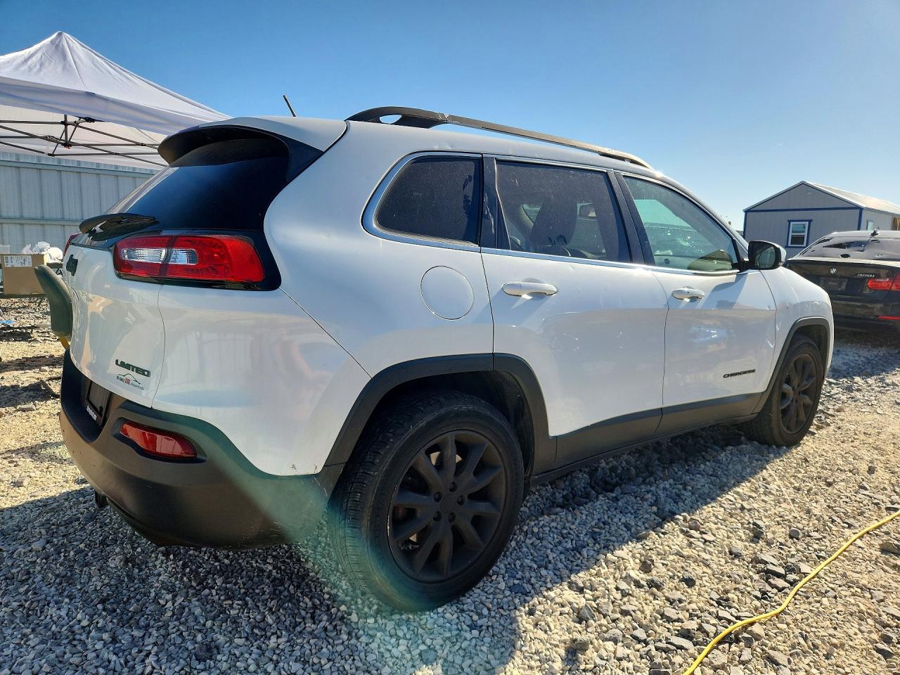 2015 Jeep Cherke Ltd White vin: 1C4PJMDS4FW778208