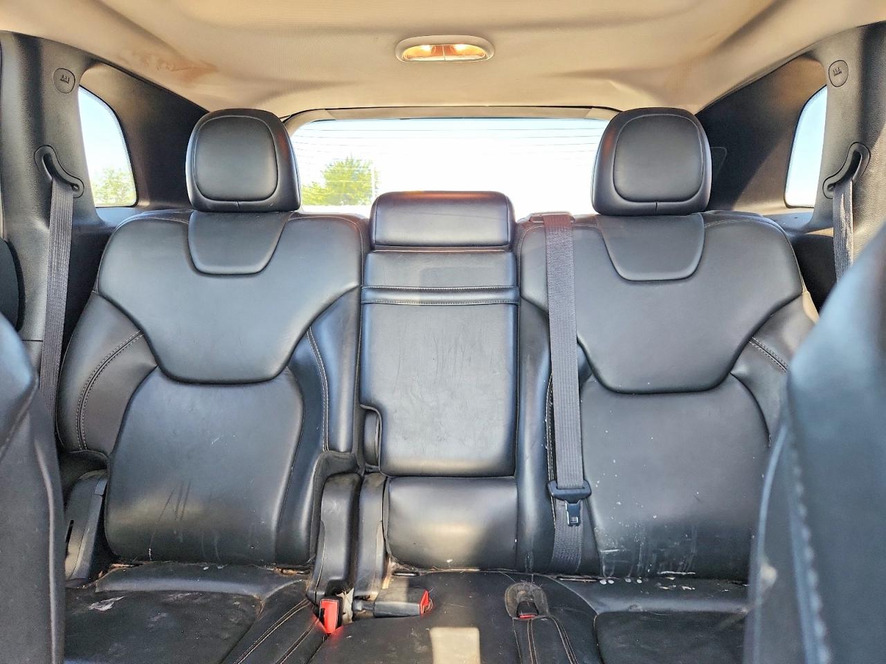 2015 Jeep Cherke Ltd White vin: 1C4PJMDS4FW778208