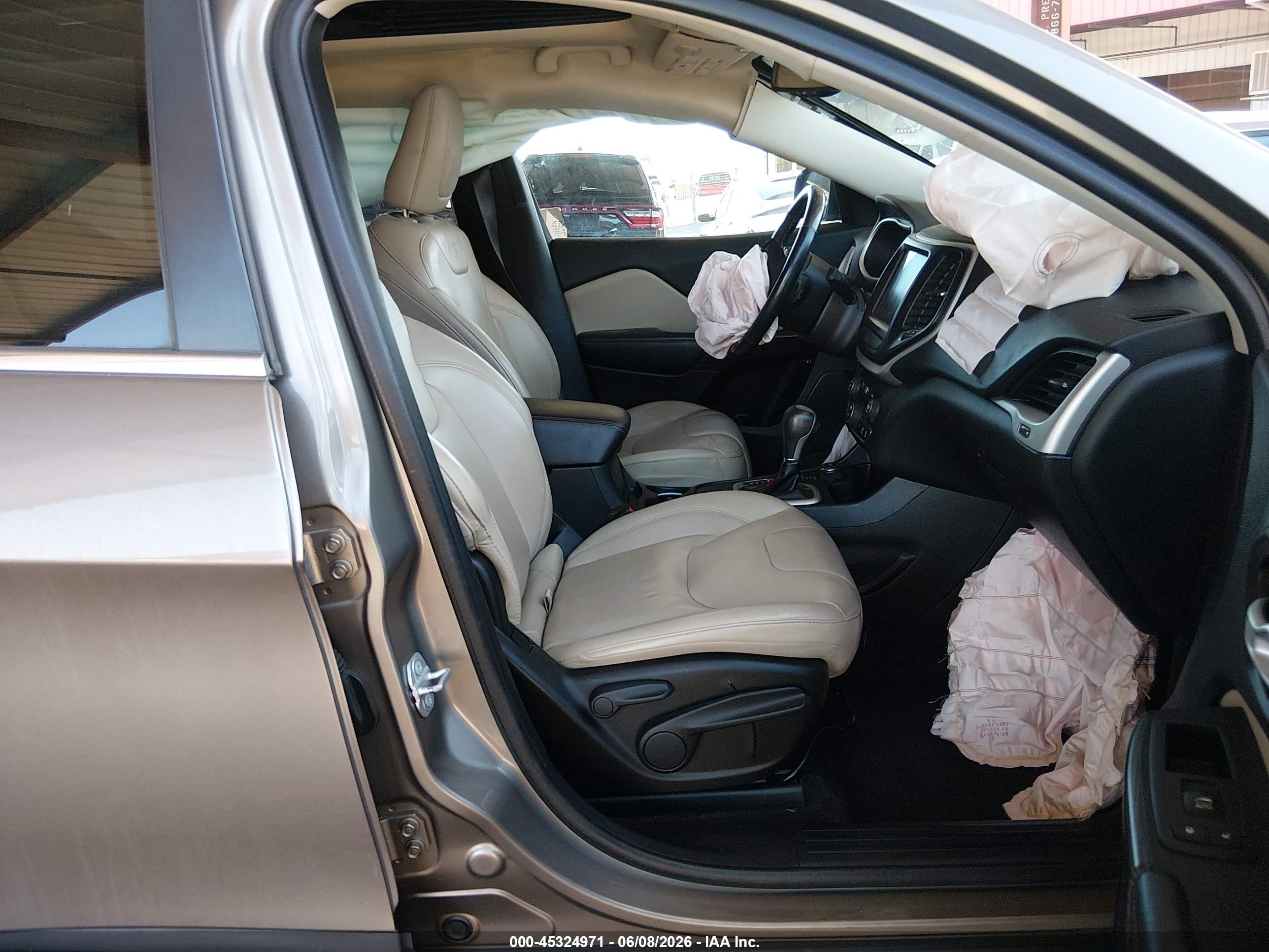 2016 Jeep Cherokee Limited Silver vin: 1C4PJMDS4GW255451