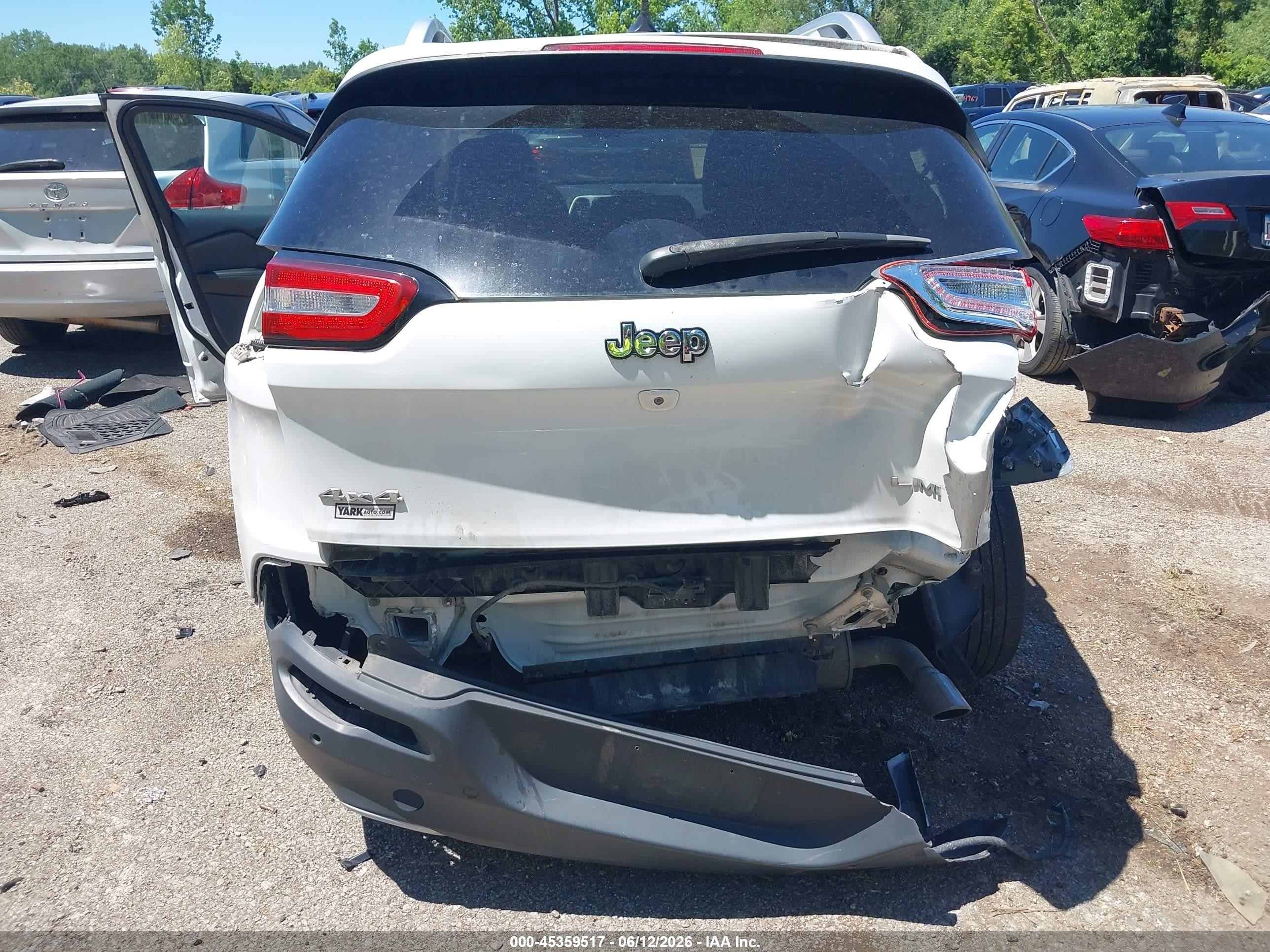 2014 Jeep Cherokee Limited White vin: 1C4PJMDS5EW134392