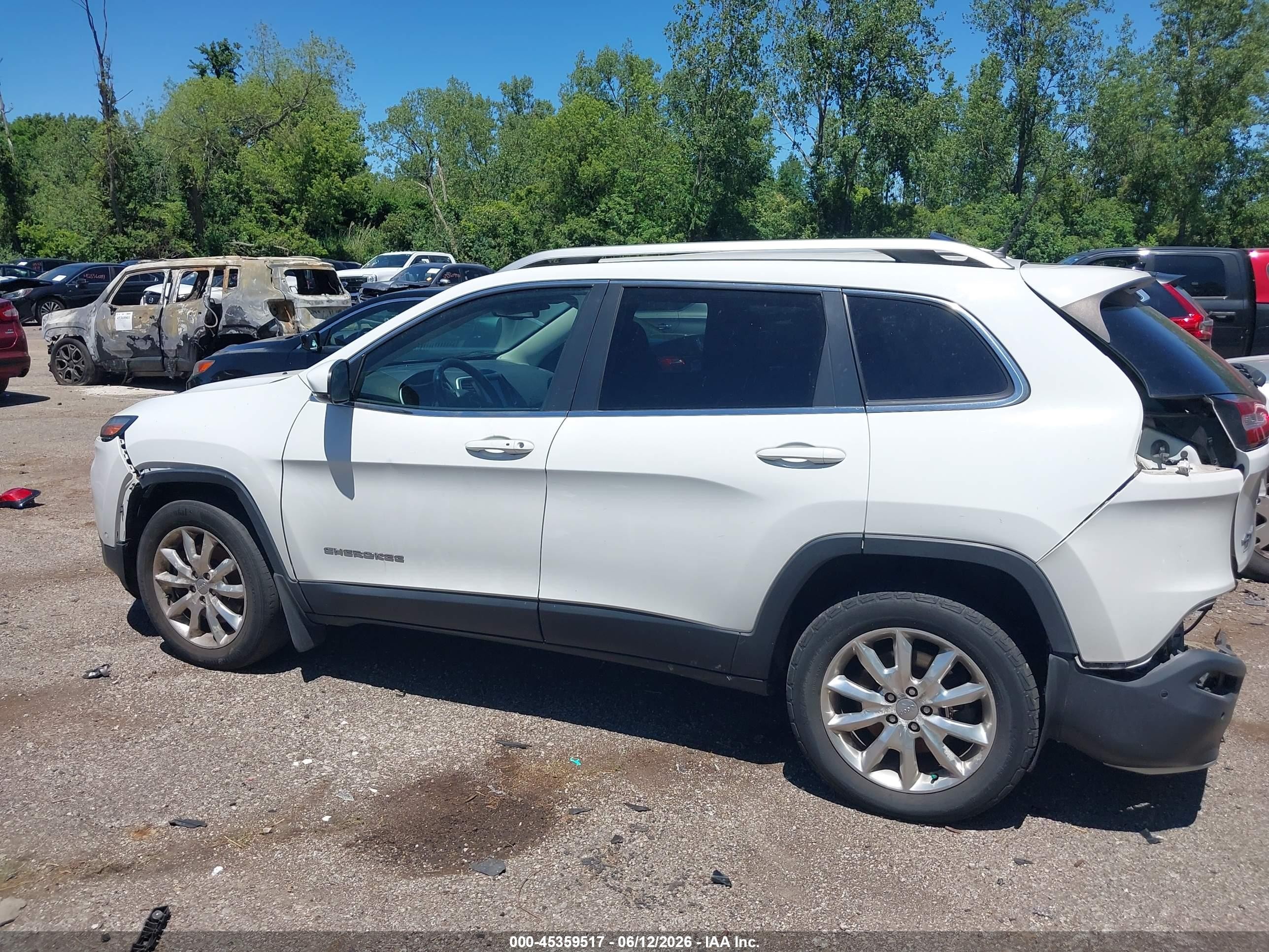 2014 Jeep Cherokee Limited White vin: 1C4PJMDS5EW134392