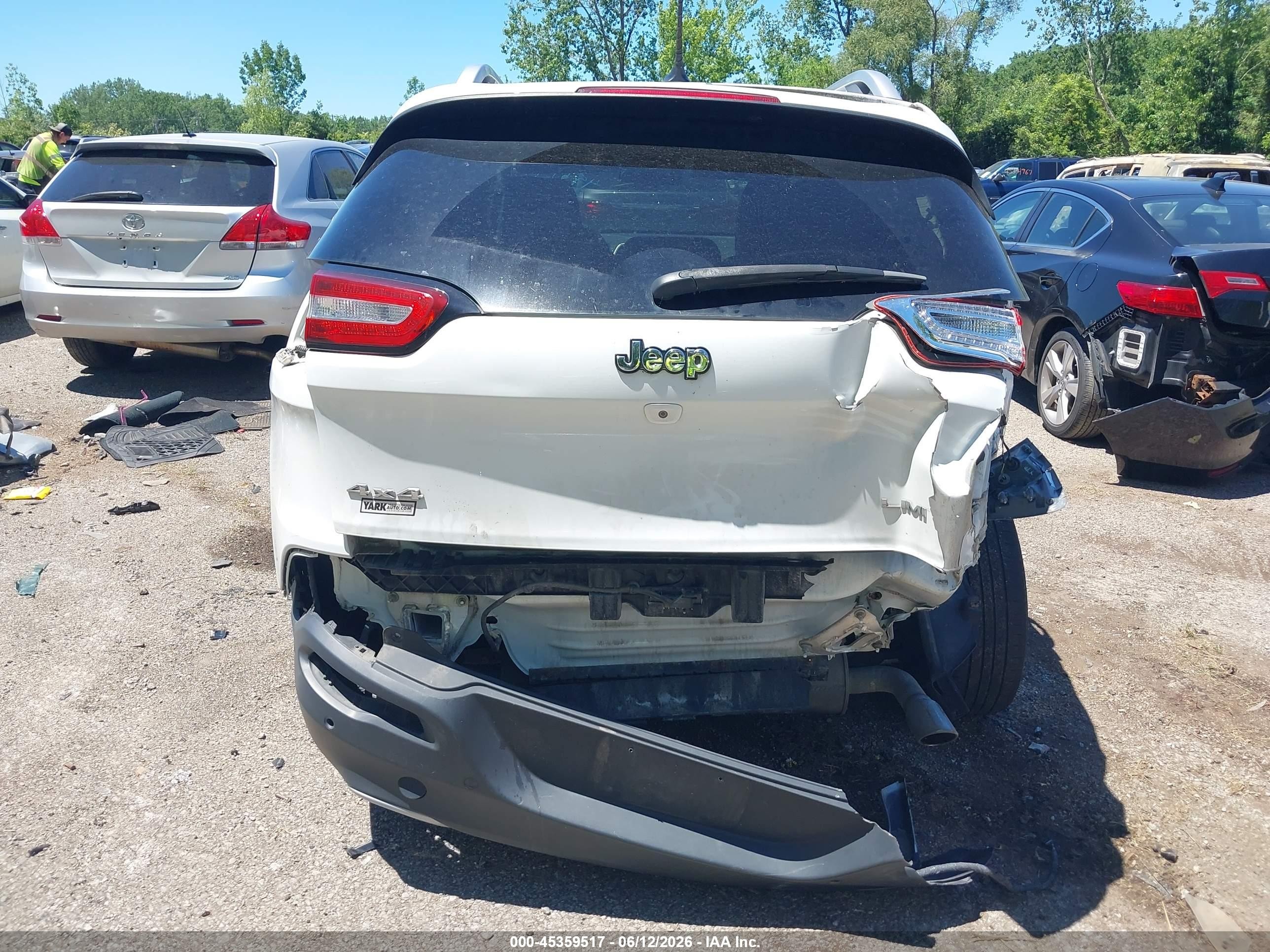 2014 Jeep Cherokee Limited White vin: 1C4PJMDS5EW134392