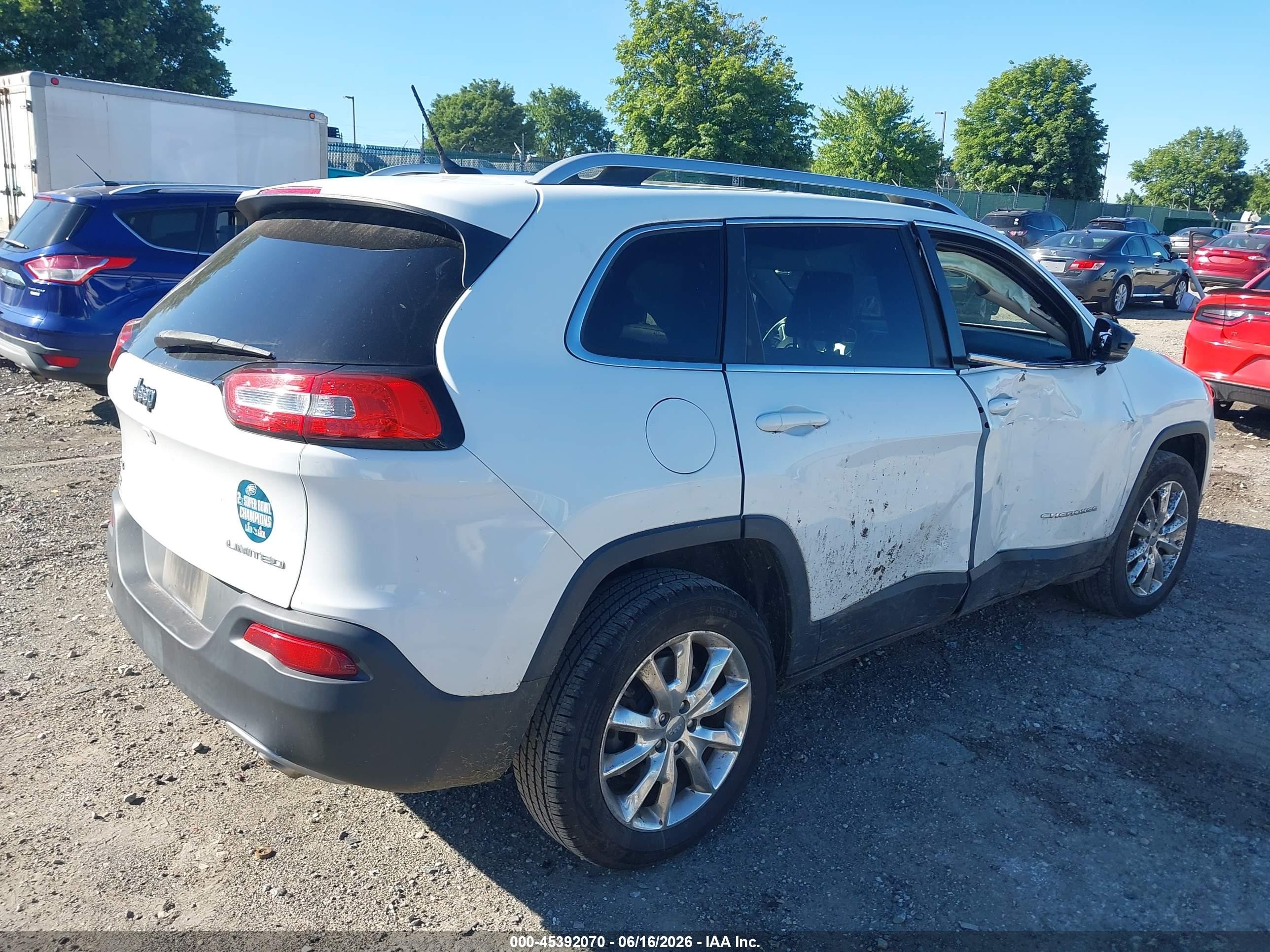 2014 Jeep Cherokee Limited White vin: 1C4PJMDS5EW168011