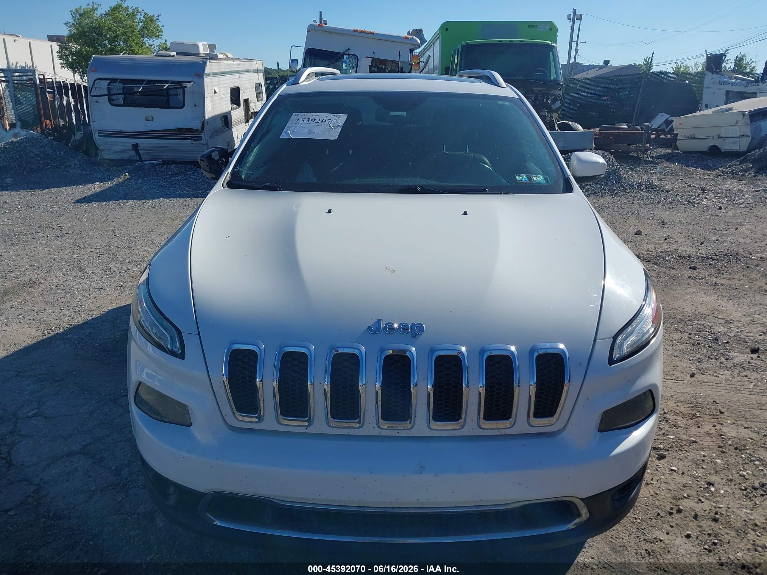 2014 Jeep Cherokee Limited White vin: 1C4PJMDS5EW168011