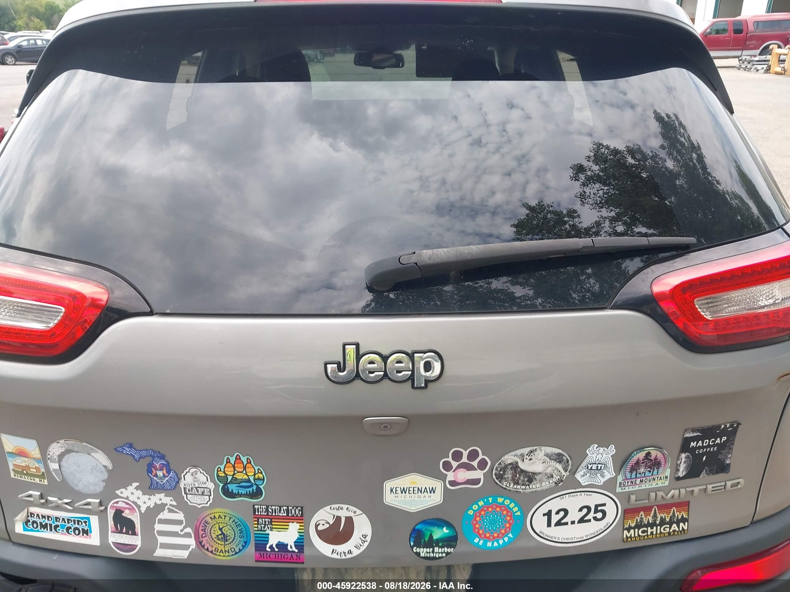 2015 Jeep Cherokee Limited Gray vin: 1C4PJMDS5FW522904
