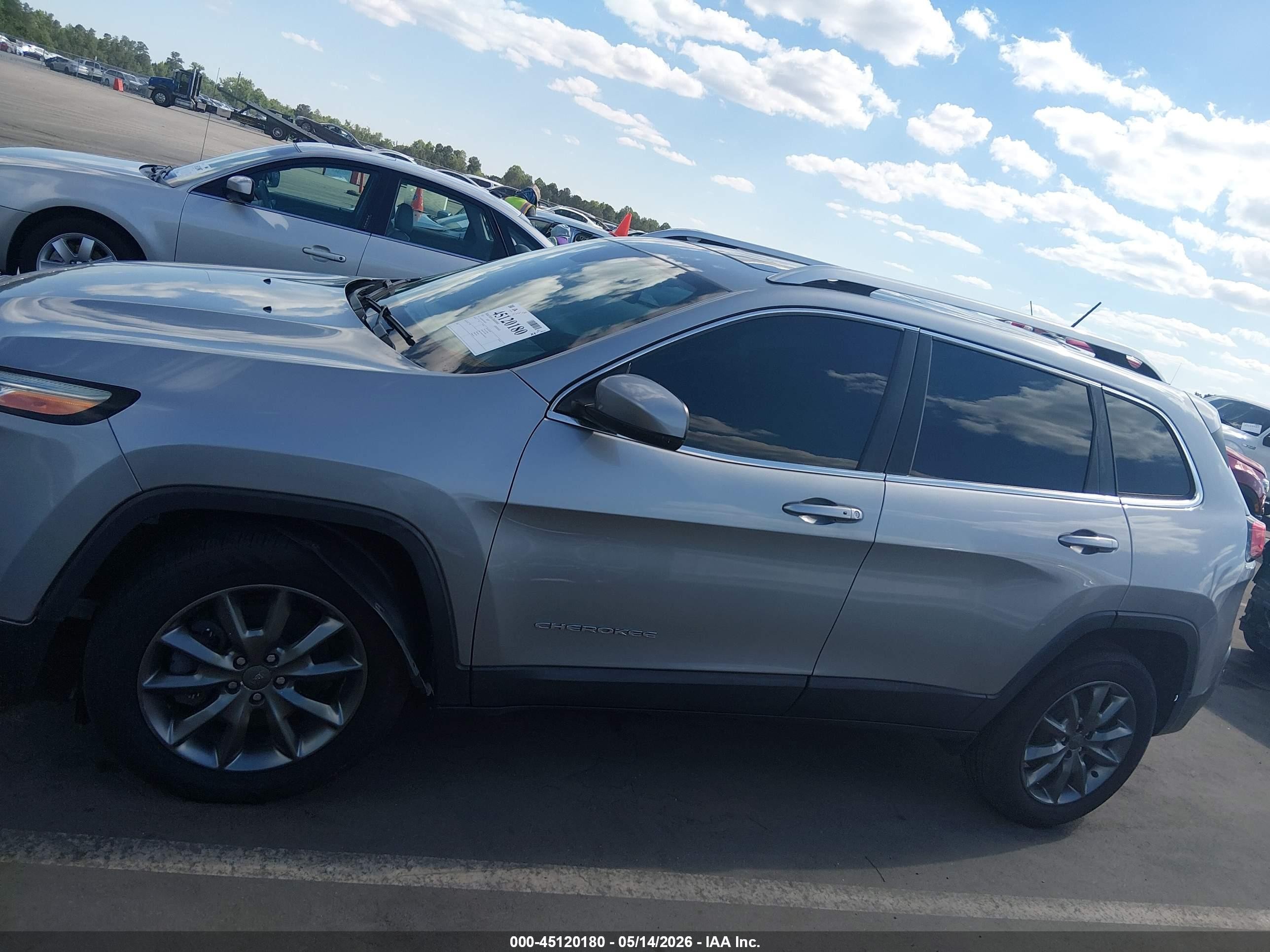 2015 Jeep Cherokee Limited Silver vin: 1C4PJMDS5FW706076