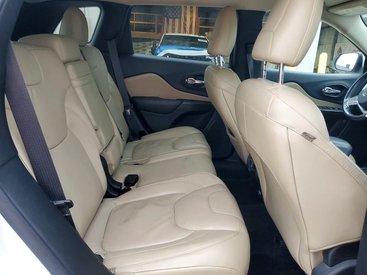 2015 Jeep Cherokee Limited White vin: 1C4PJMDS6FW667966