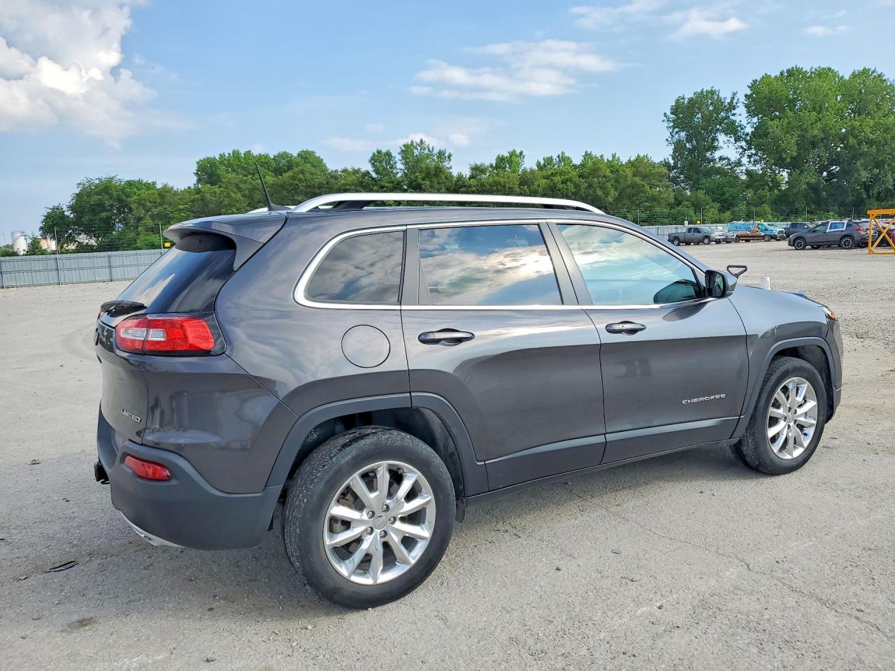 2017 Jeep Cherokee Limited Gray vin: 1C4PJMDS6HW617913