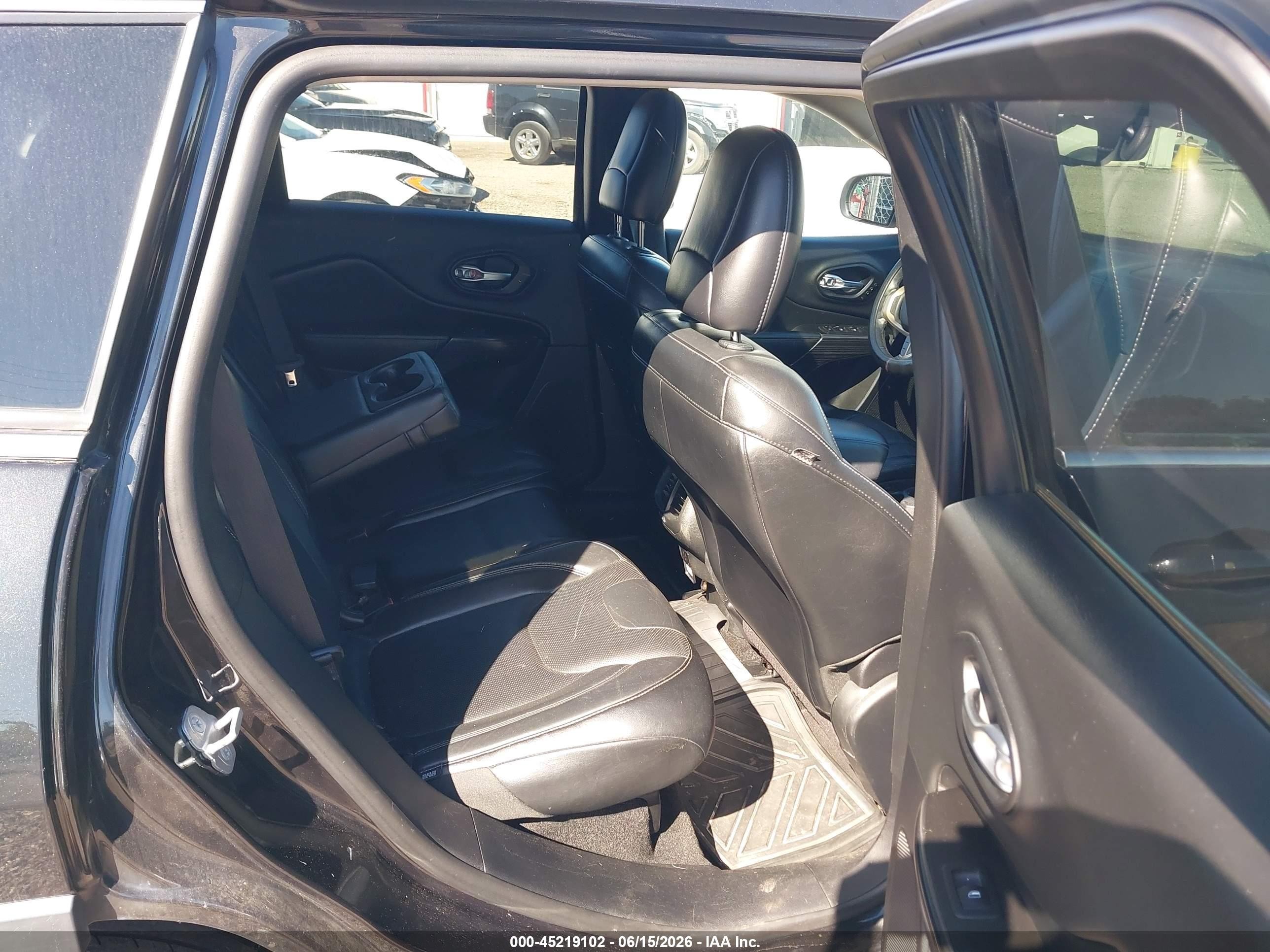 2014 Jeep Cherokee Limited Black vin: 1C4PJMDS7EW134037