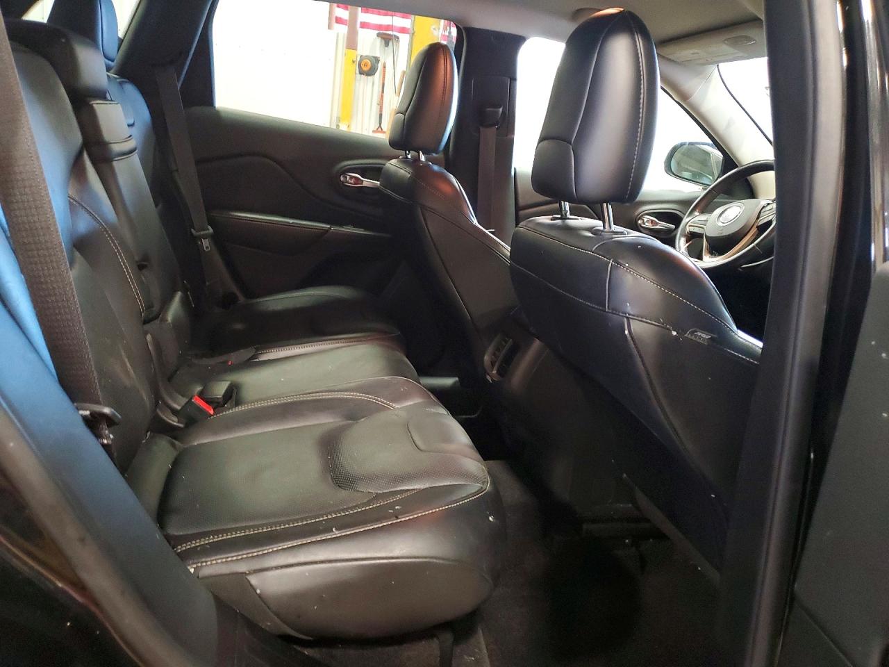 2015 Jeep Cherokee Limited Черный vin: 1C4PJMDS7FW543883