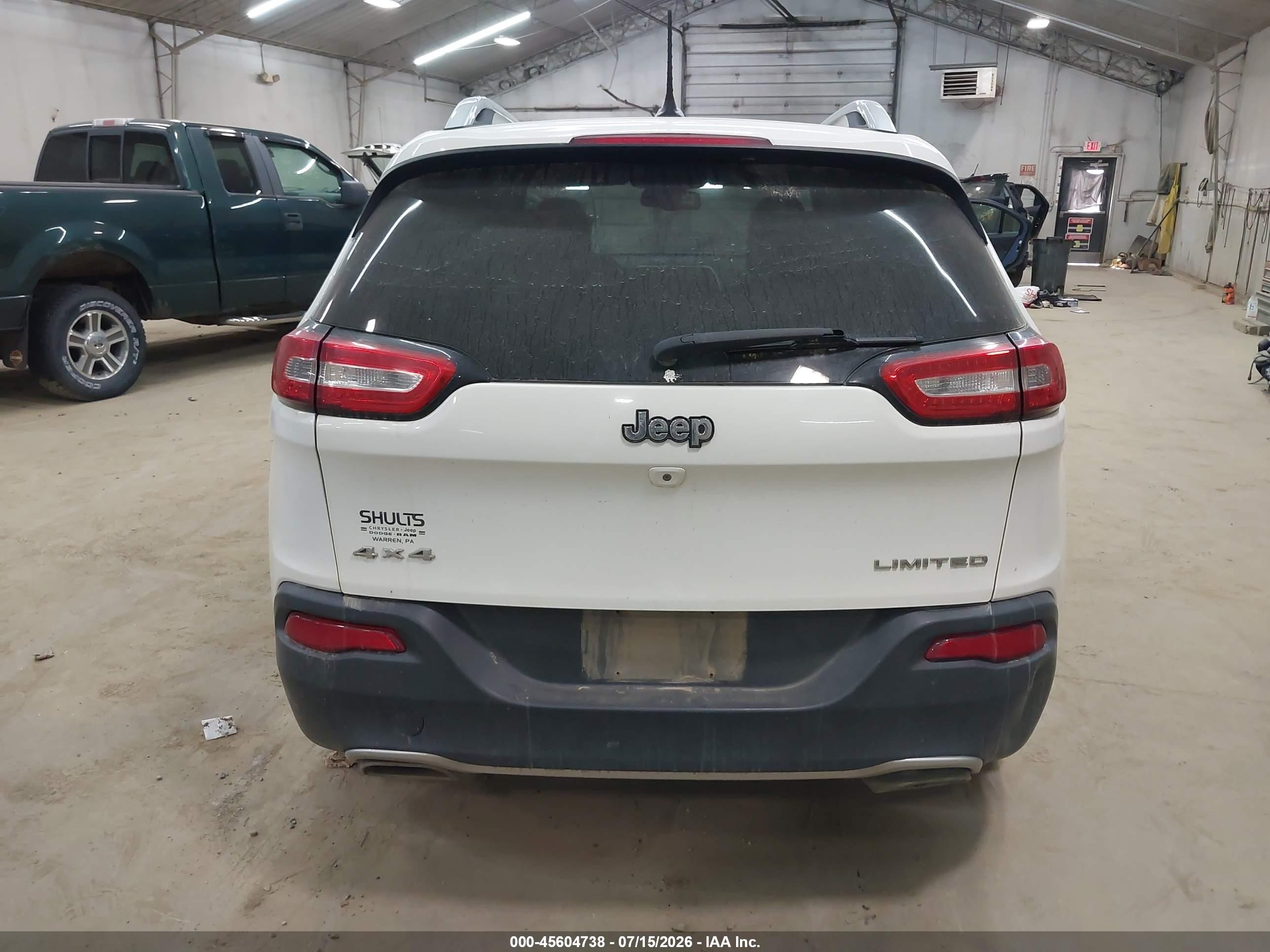 2015 Jeep Cherokee Limited White vin: 1C4PJMDS7FW615374