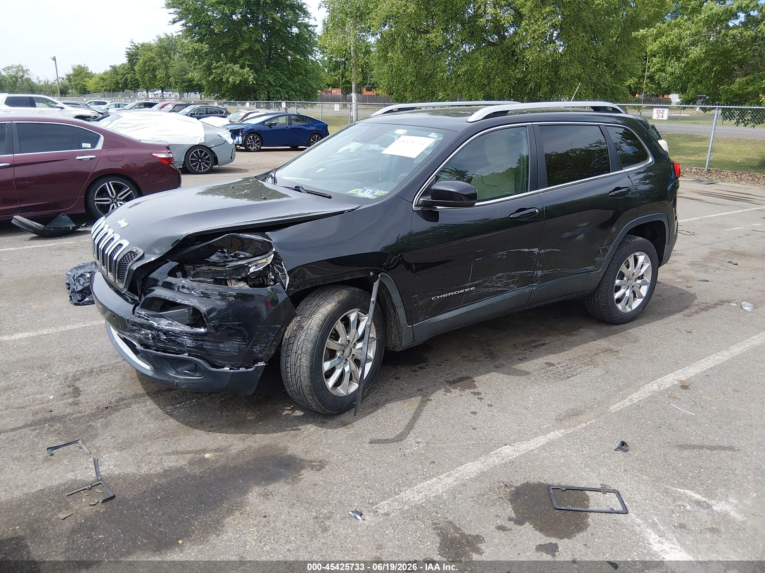 2015 Jeep Cherokee Limited Черный vin: 1C4PJMDS7FW635396