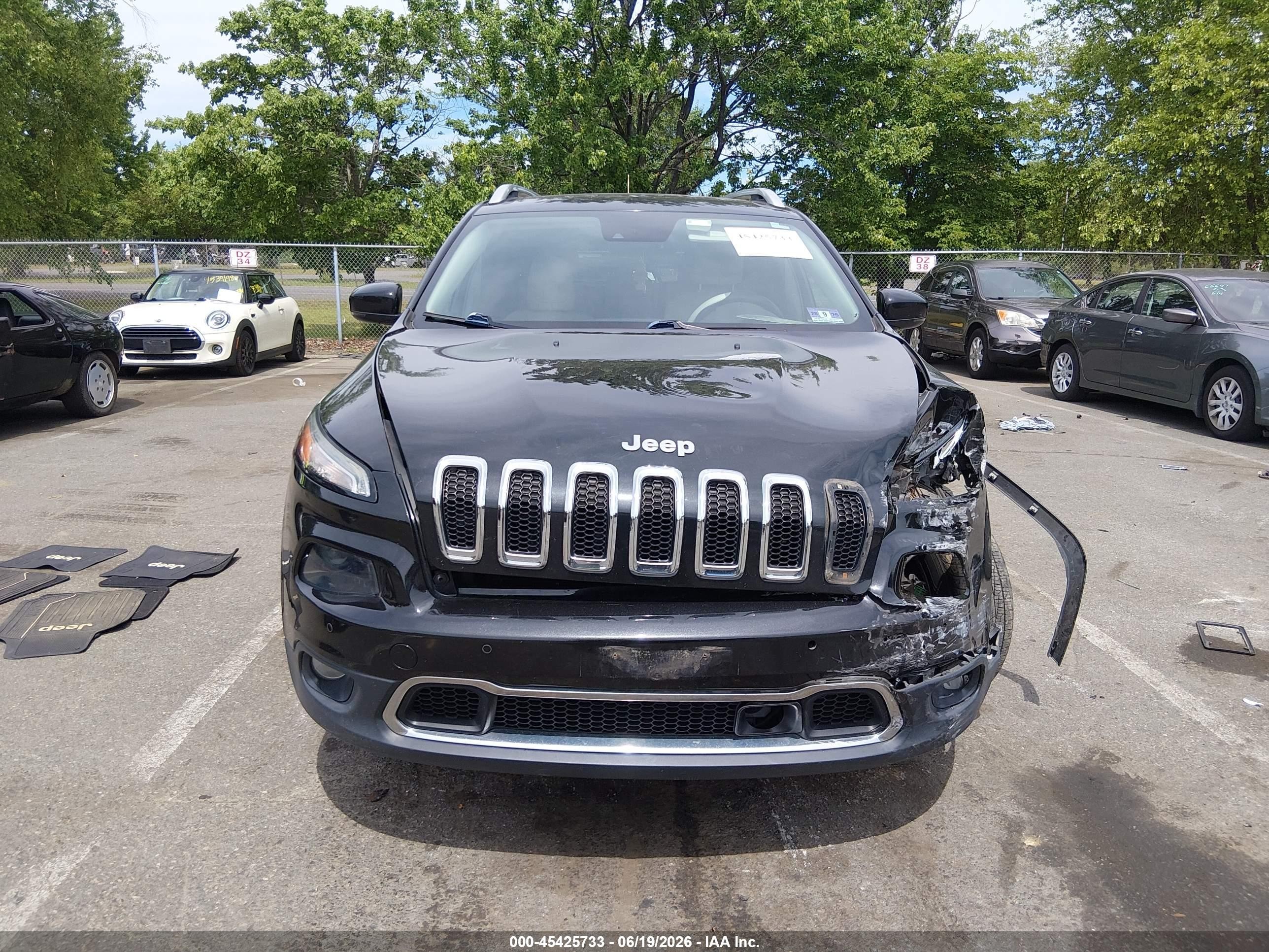 2015 Jeep Cherokee Limited Черный vin: 1C4PJMDS7FW635396