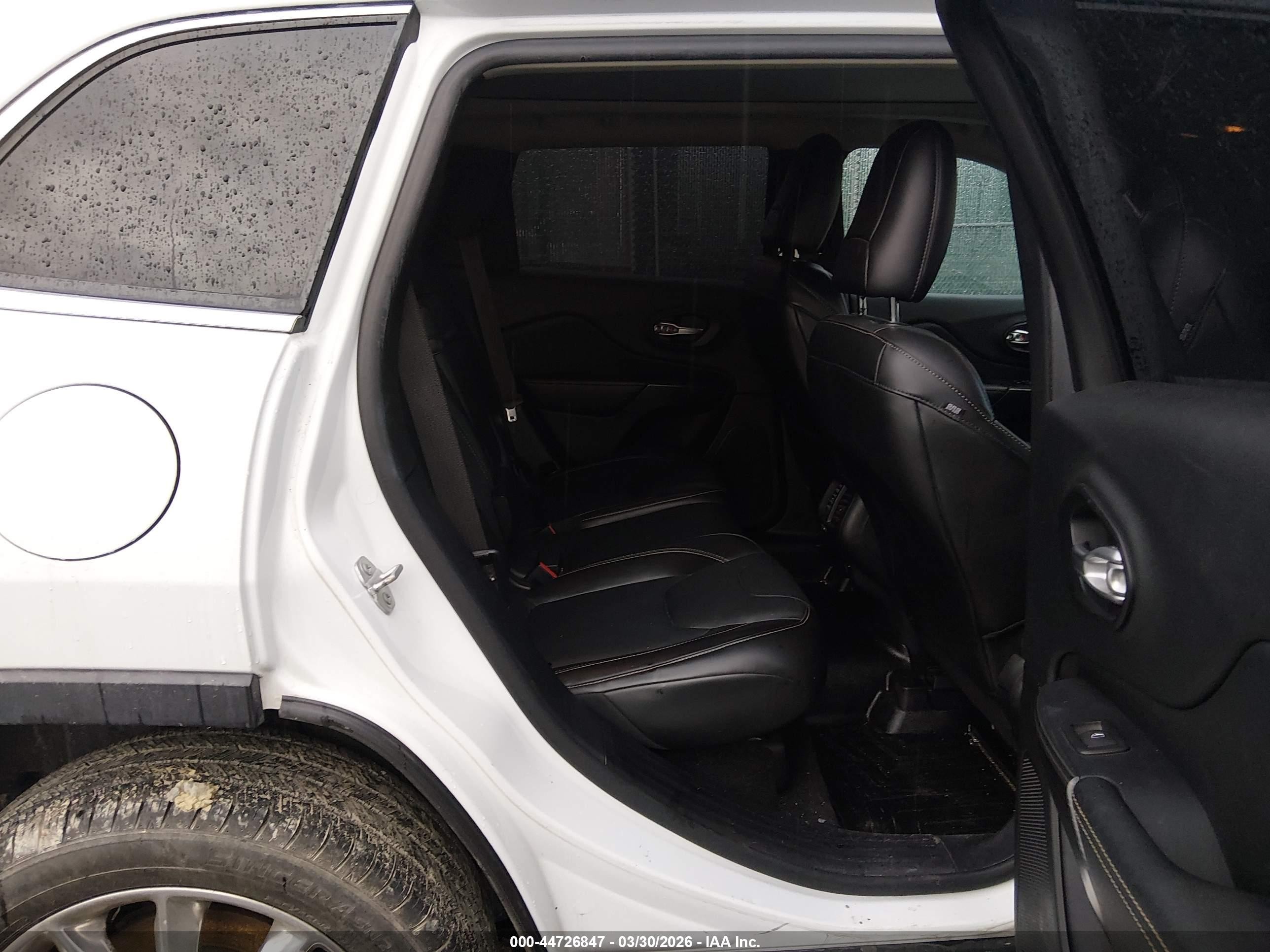 2015 Jeep Cherokee Limited White vin: 1C4PJMDS7FW660329
