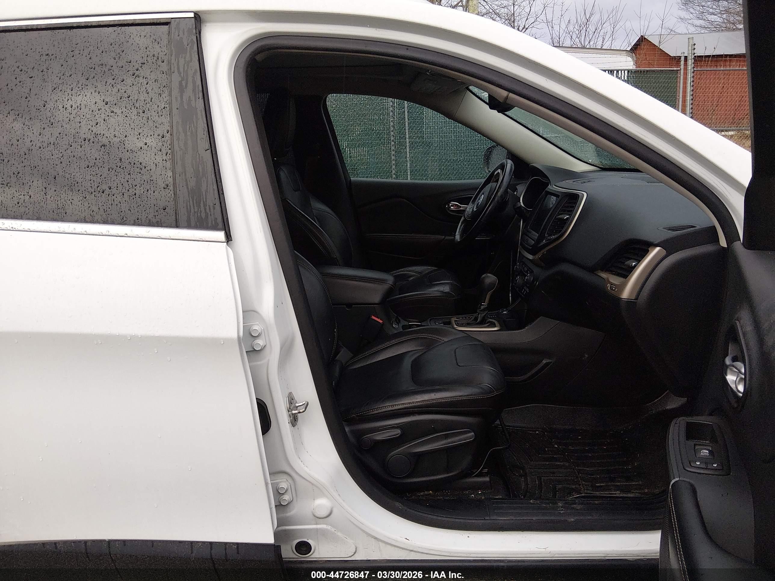 2015 Jeep Cherokee Limited White vin: 1C4PJMDS7FW660329