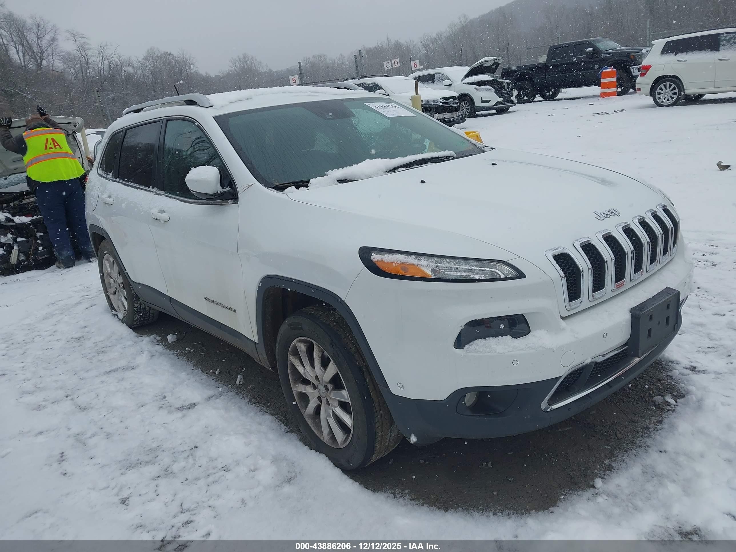 2014 Jeep Cherokee Limited White vin: 1C4PJMDS8EW212079