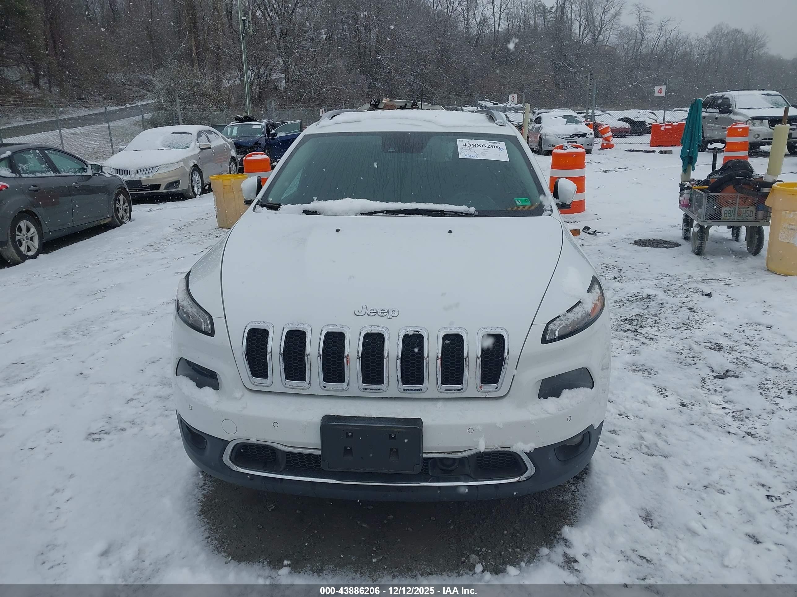 2014 Jeep Cherokee Limited White vin: 1C4PJMDS8EW212079