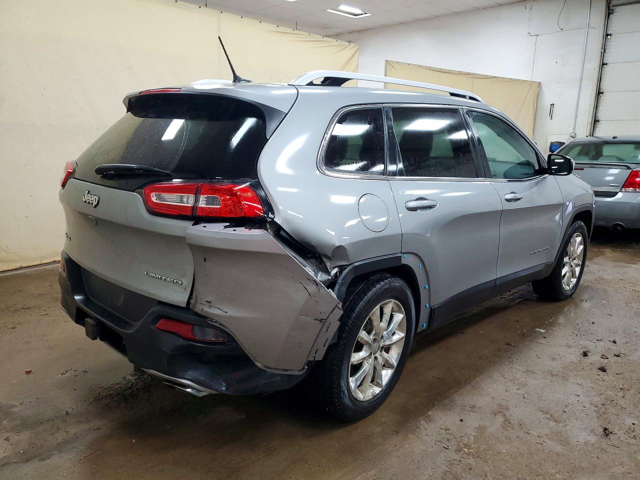 2015 Jeep Cherokee Limited Silver vin: 1C4PJMDS8FW509886
