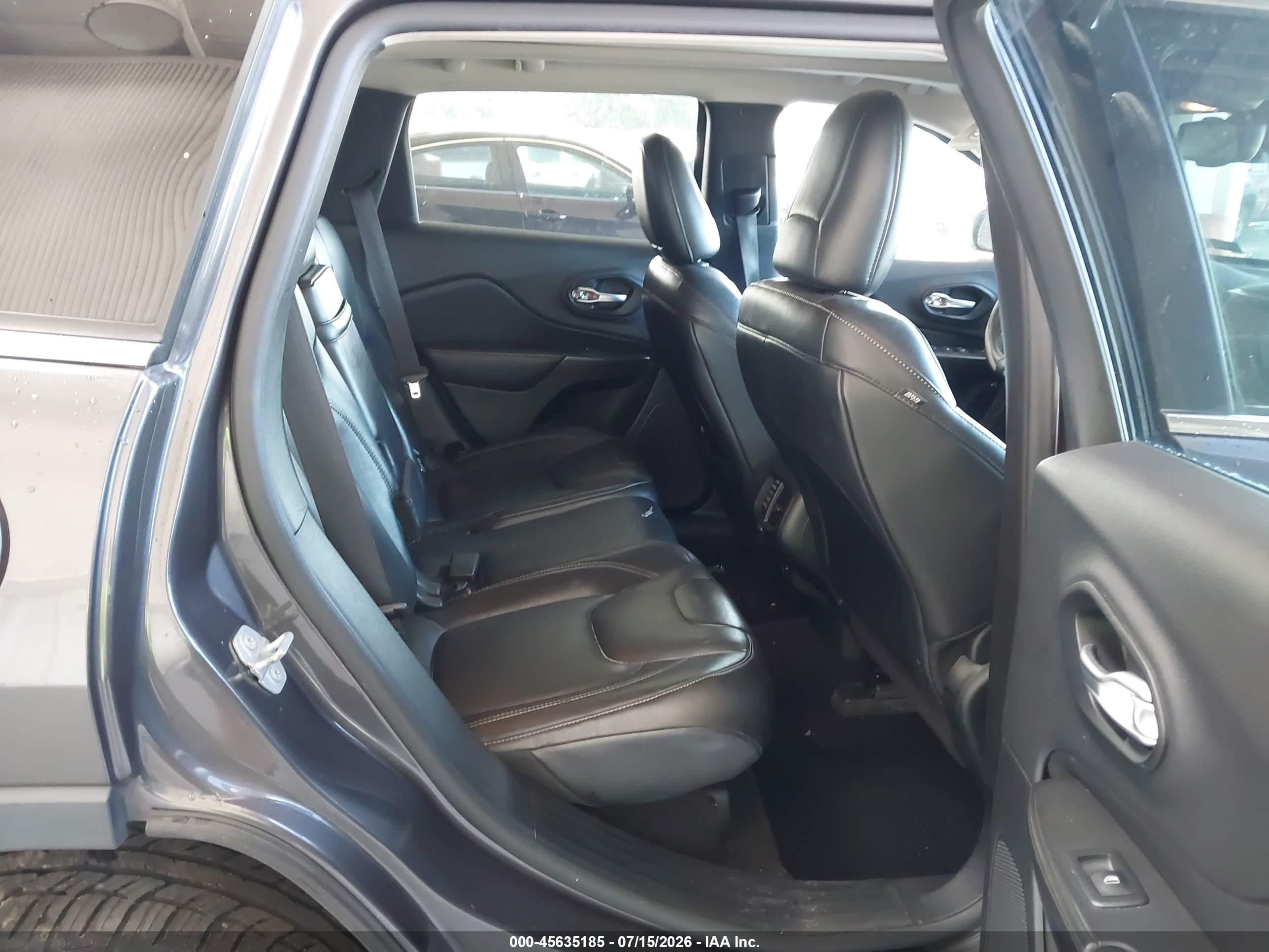 2015 Jeep Cherokee Limited Серый vin: 1C4PJMDS8FW556951