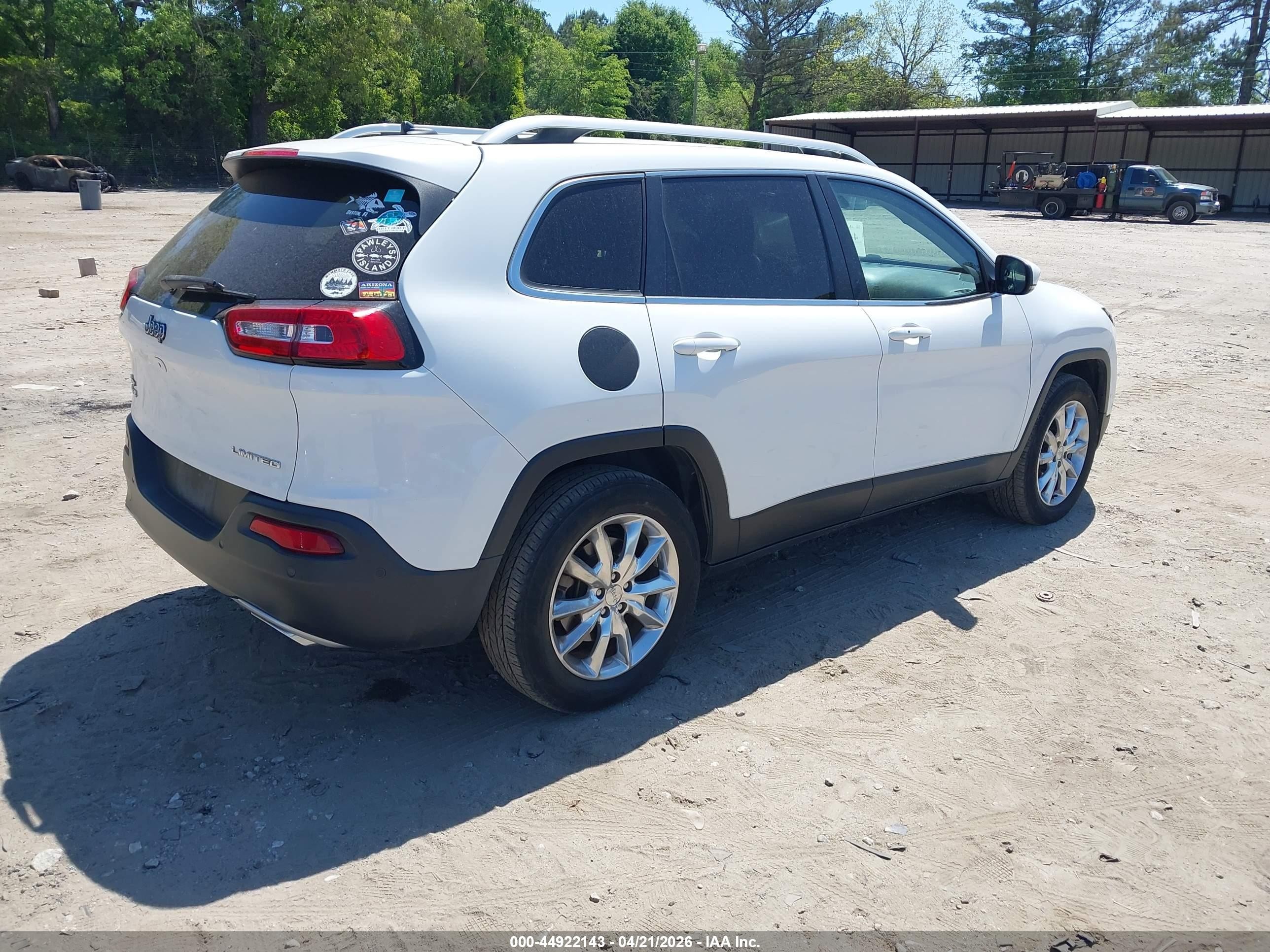 2015 Jeep Cherokee Limited White vin: 1C4PJMDS8FW692965