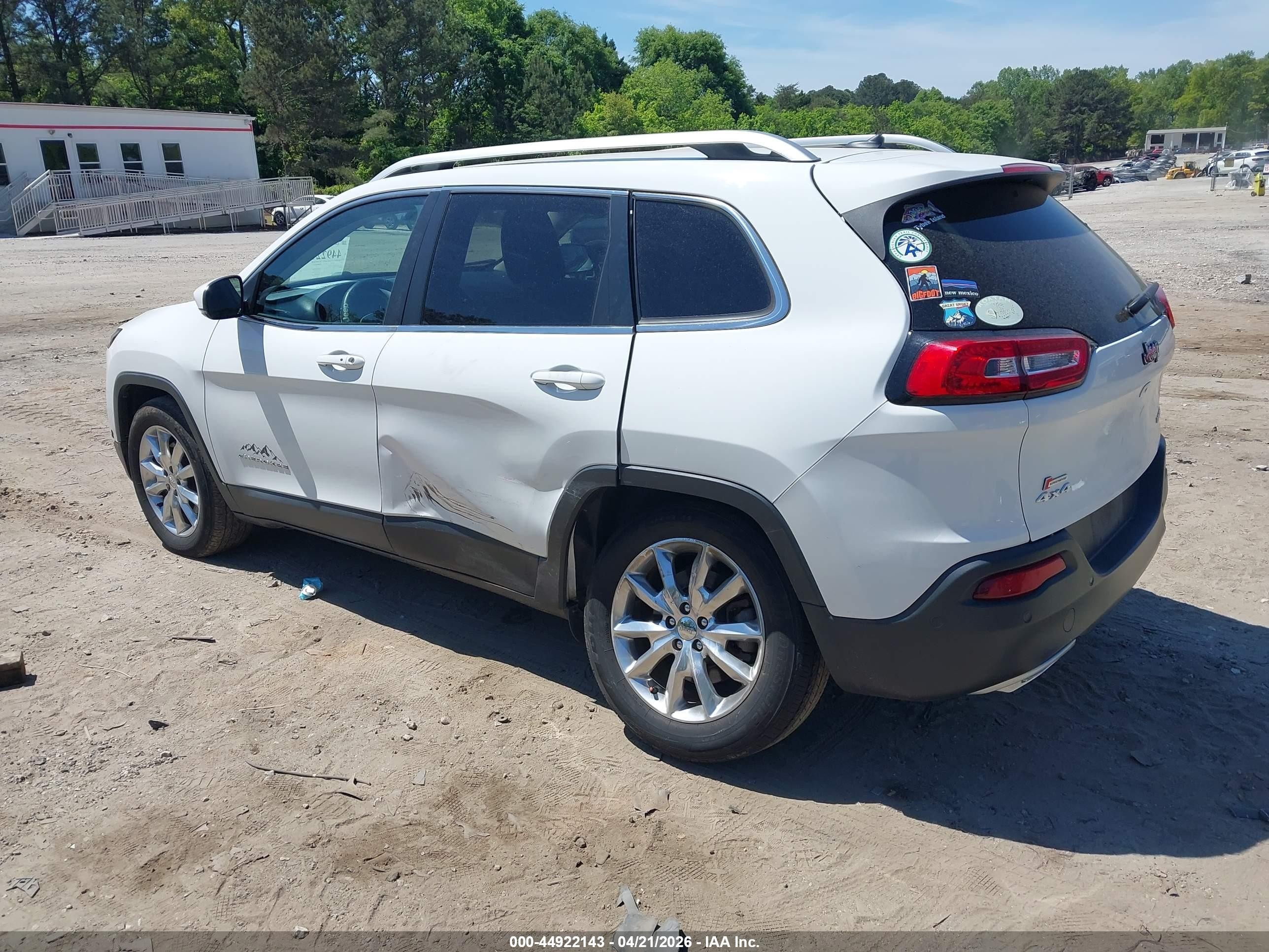 2015 Jeep Cherokee Limited White vin: 1C4PJMDS8FW692965