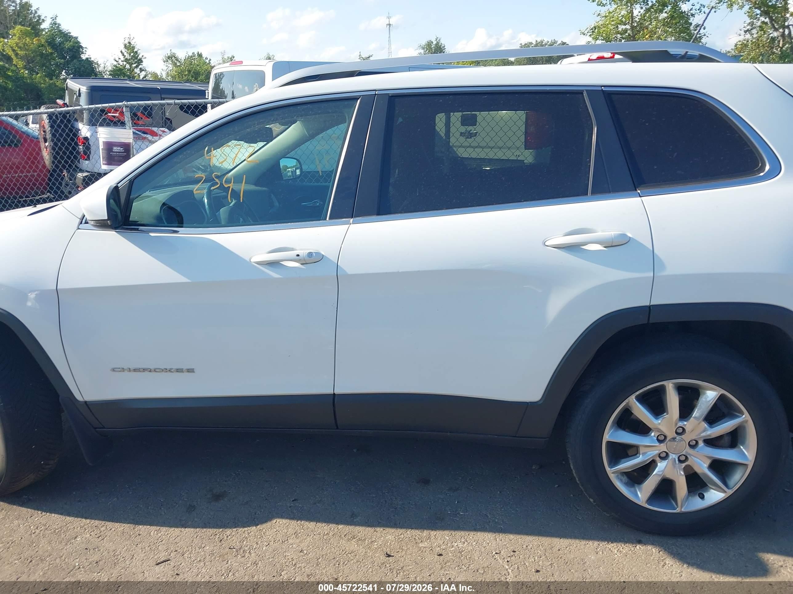 2014 Jeep Cherokee Limited White vin: 1C4PJMDS9EW152295