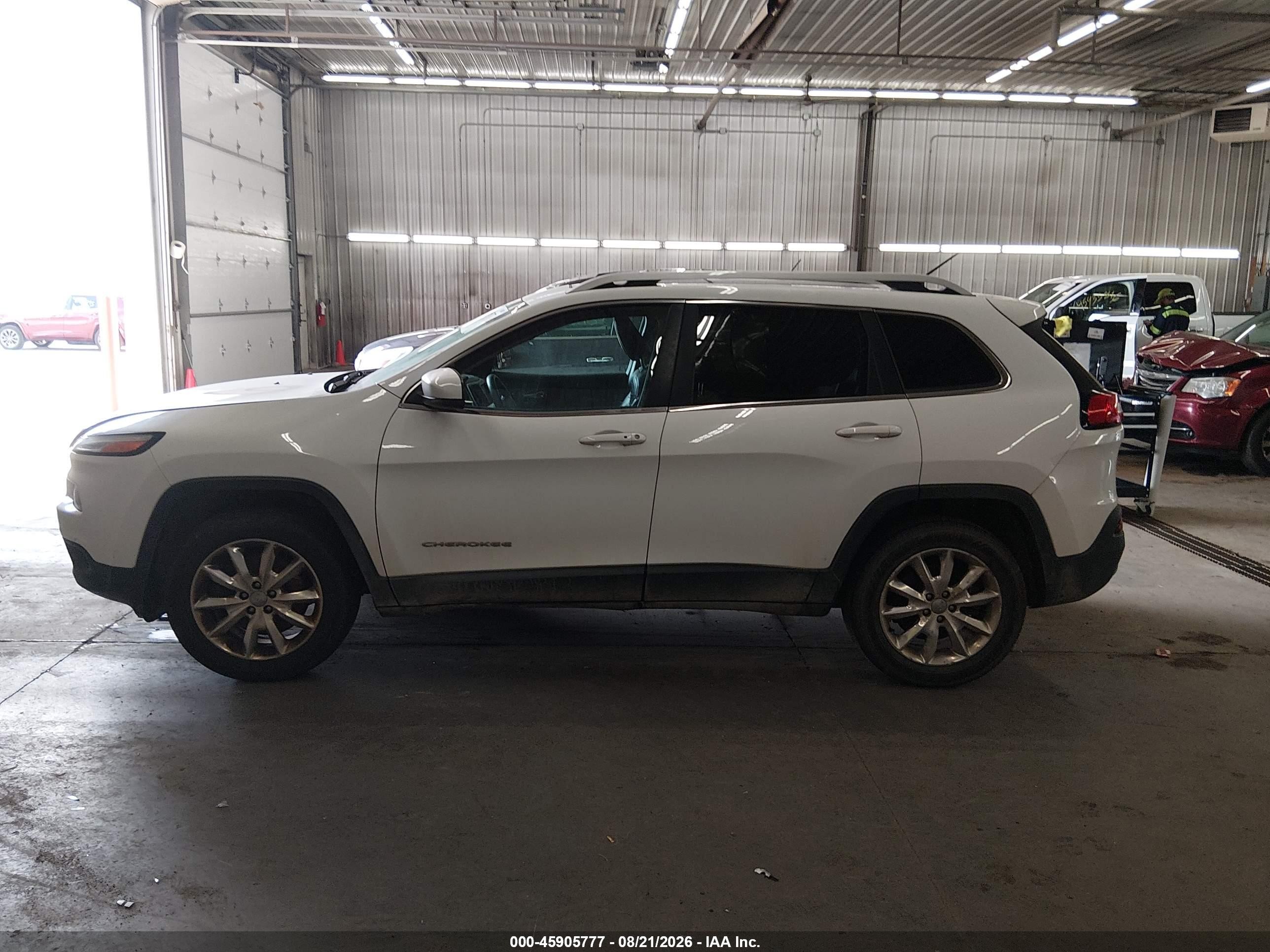 2015 Jeep Cherokee Limited Белый vin: 1C4PJMDS9FW557400
