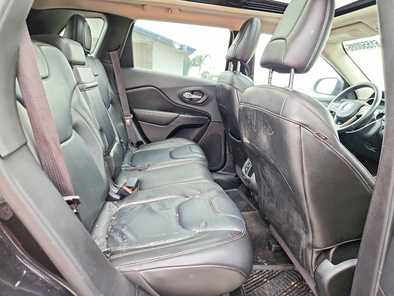 2015 Jeep Cherokee Limited Черный vin: 1C4PJMDS9FW615702
