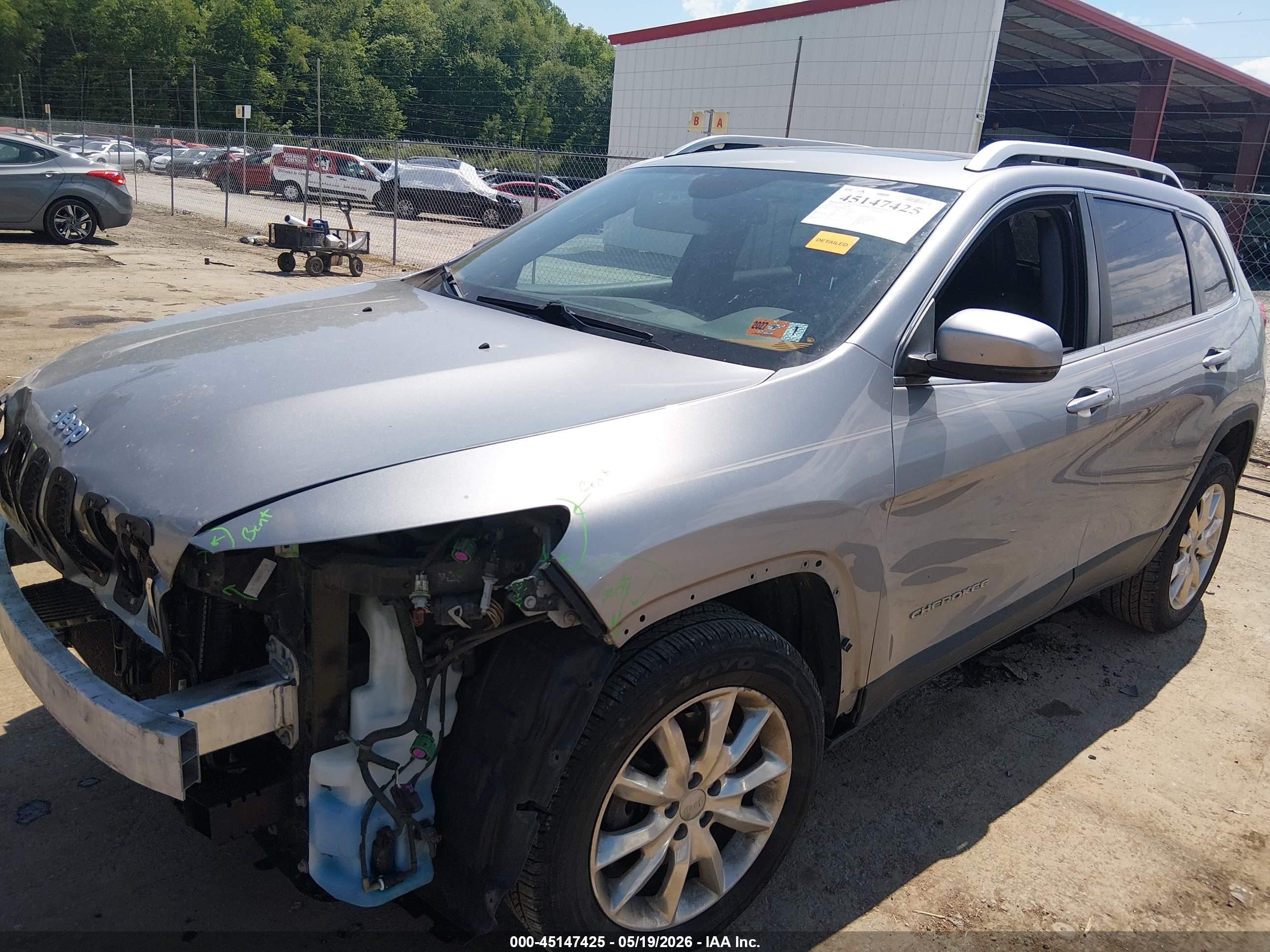 2015 Jeep Cherokee Limited Silver vin: 1C4PJMDS9FW719722