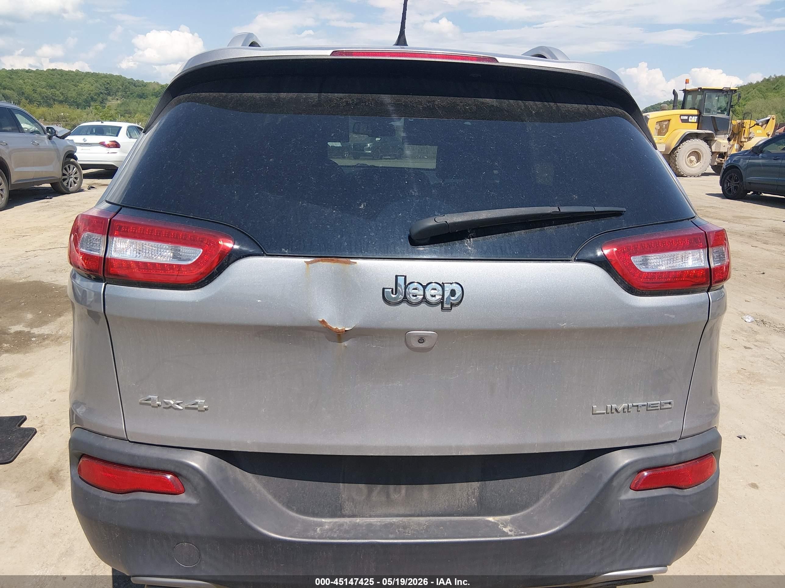 2015 Jeep Cherokee Limited Silver vin: 1C4PJMDS9FW719722