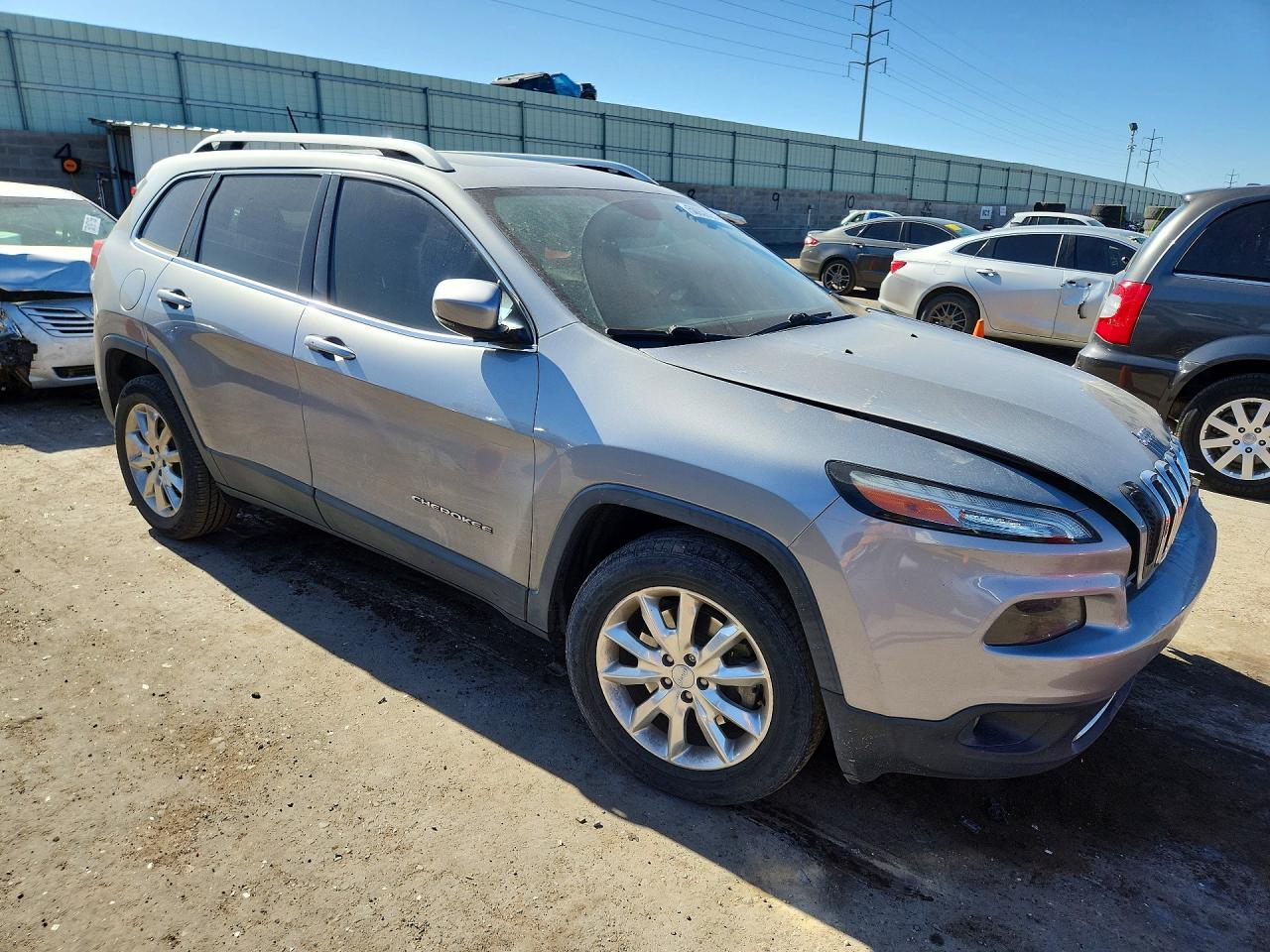 2015 Jeep Cherokee Limited Silver vin: 1C4PJMDS9FW752235