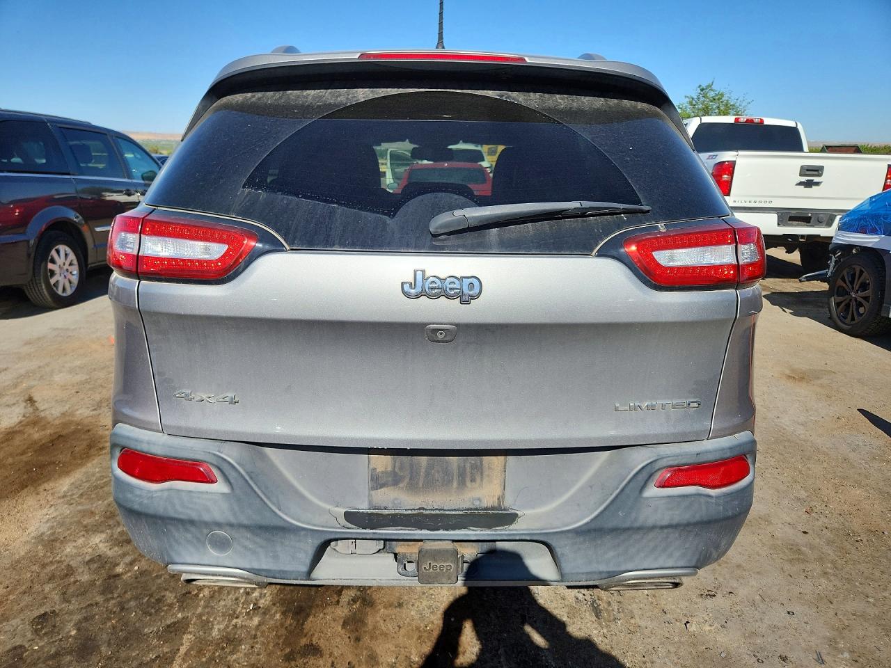 2015 Jeep Cherokee Limited Silver vin: 1C4PJMDS9FW752235
