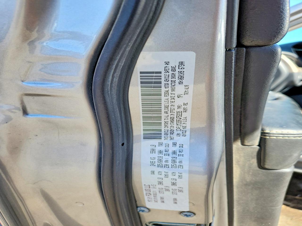 2015 Jeep Cherokee Limited Silver vin: 1C4PJMDS9FW752235