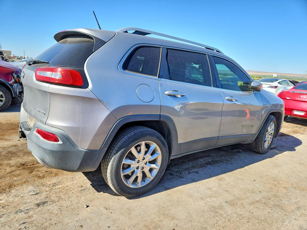 2015 Jeep Cherokee Limited Silver vin: 1C4PJMDS9FW752235