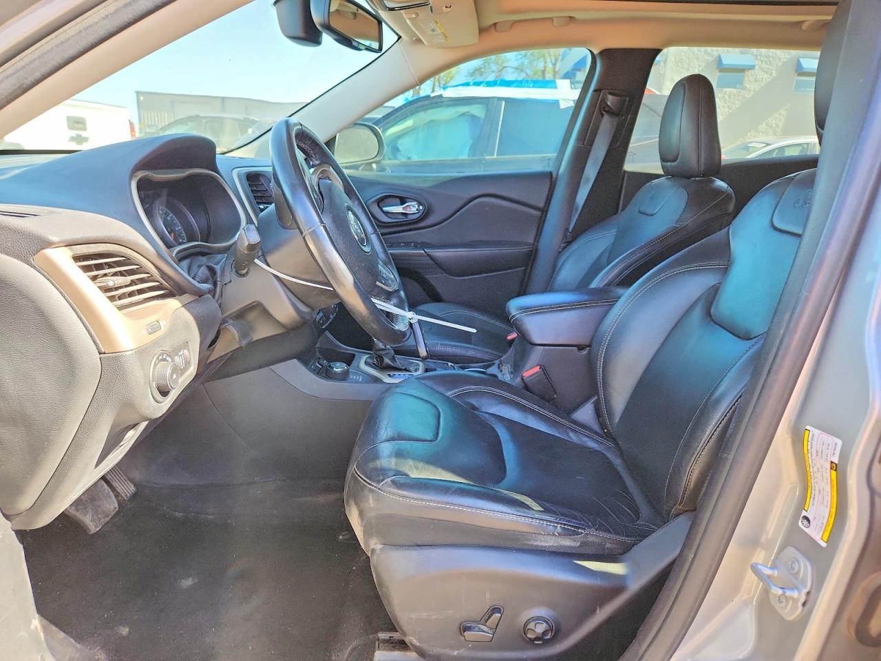 2015 Jeep Cherokee Limited Silver vin: 1C4PJMDS9FW752235